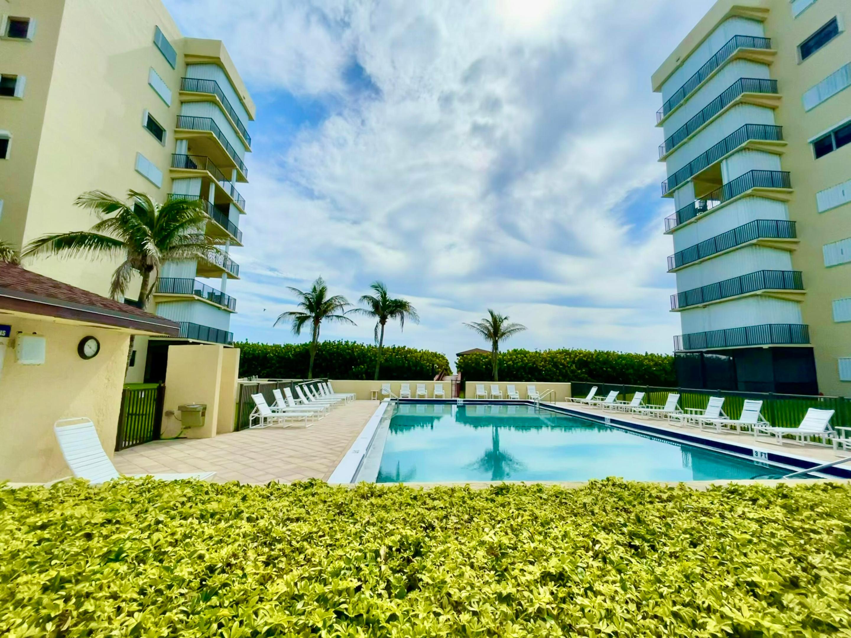7430 S Ocean Drive 219 Property Photo 18