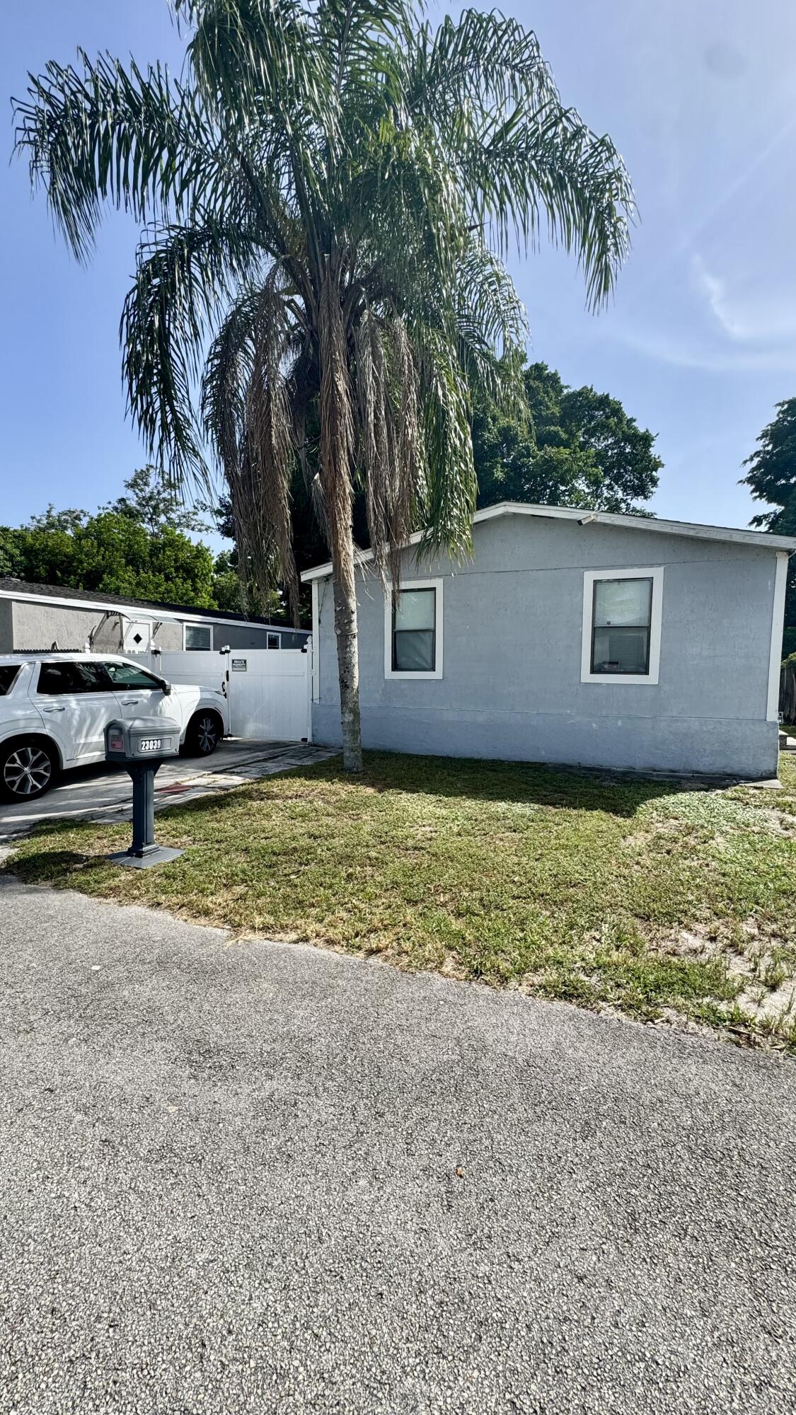 23039 Watergate Circle Property Photo 1