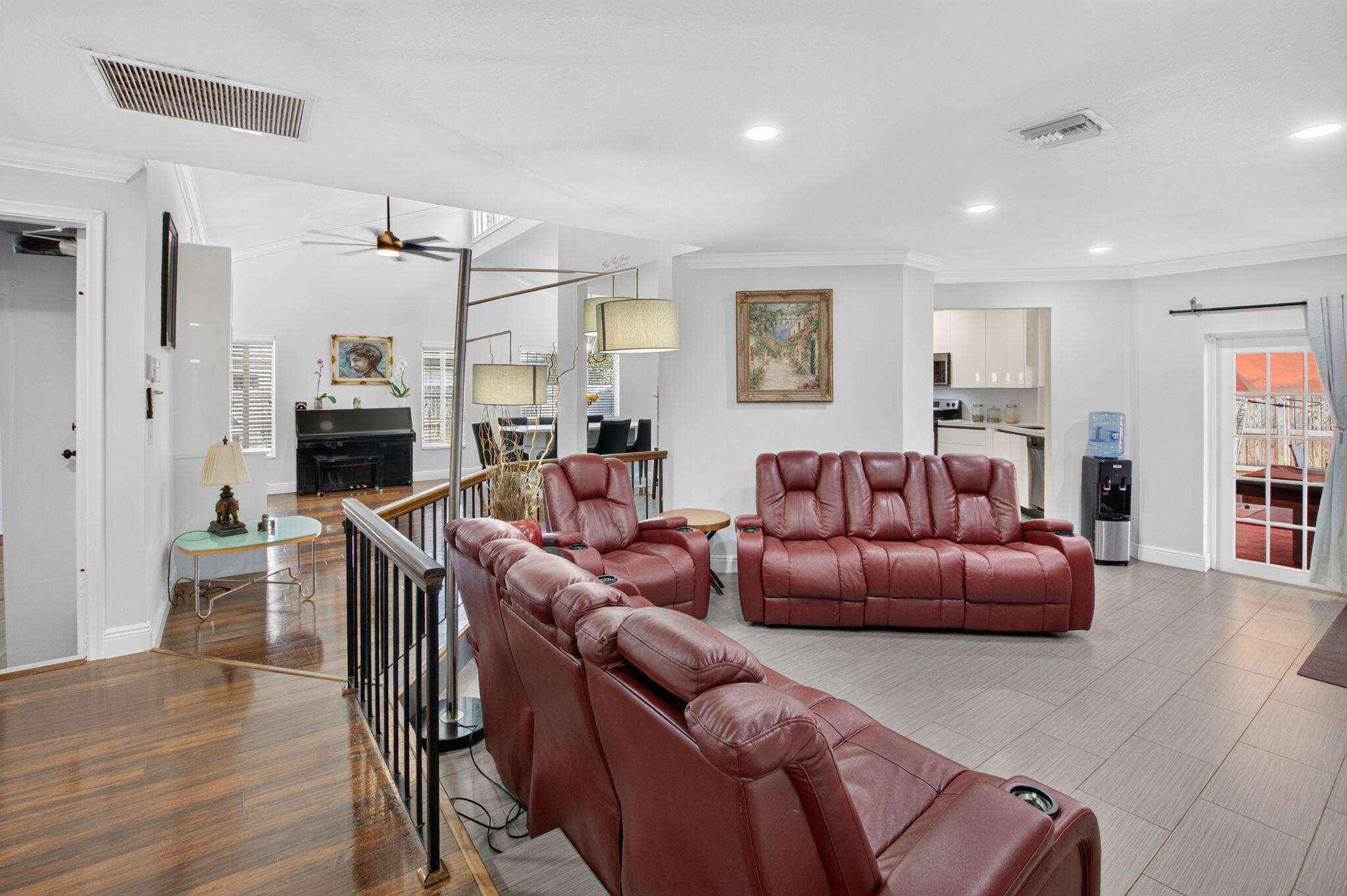 4517 Palm Ridge Boulevard Property Photo 21