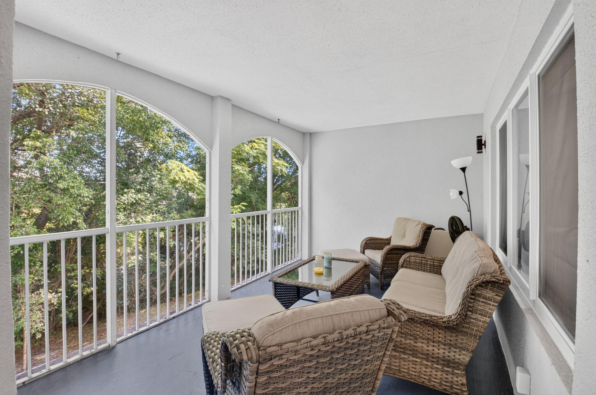 815 W Boynton Beach Boulevard 15-202 Property Photo 9