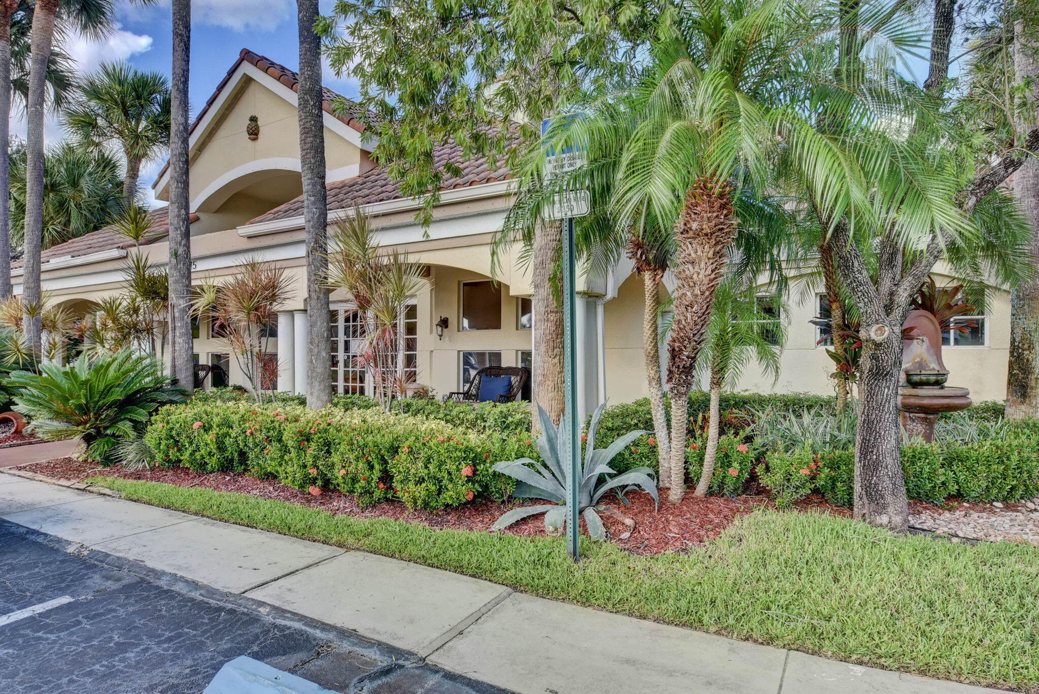 815 W Boynton Beach Boulevard 15-202 Property Photo 29