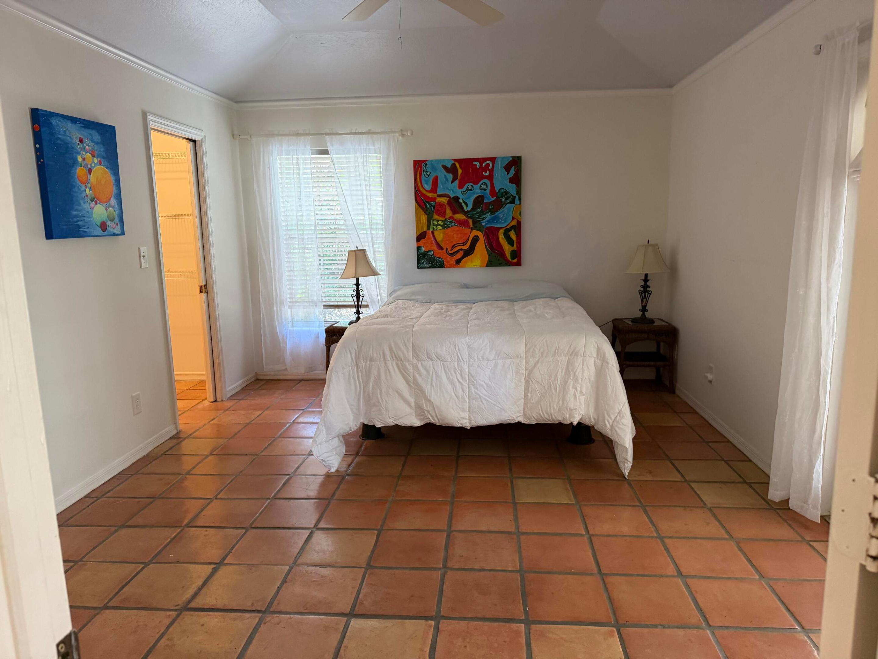 1290 5th Place Property Photo 10