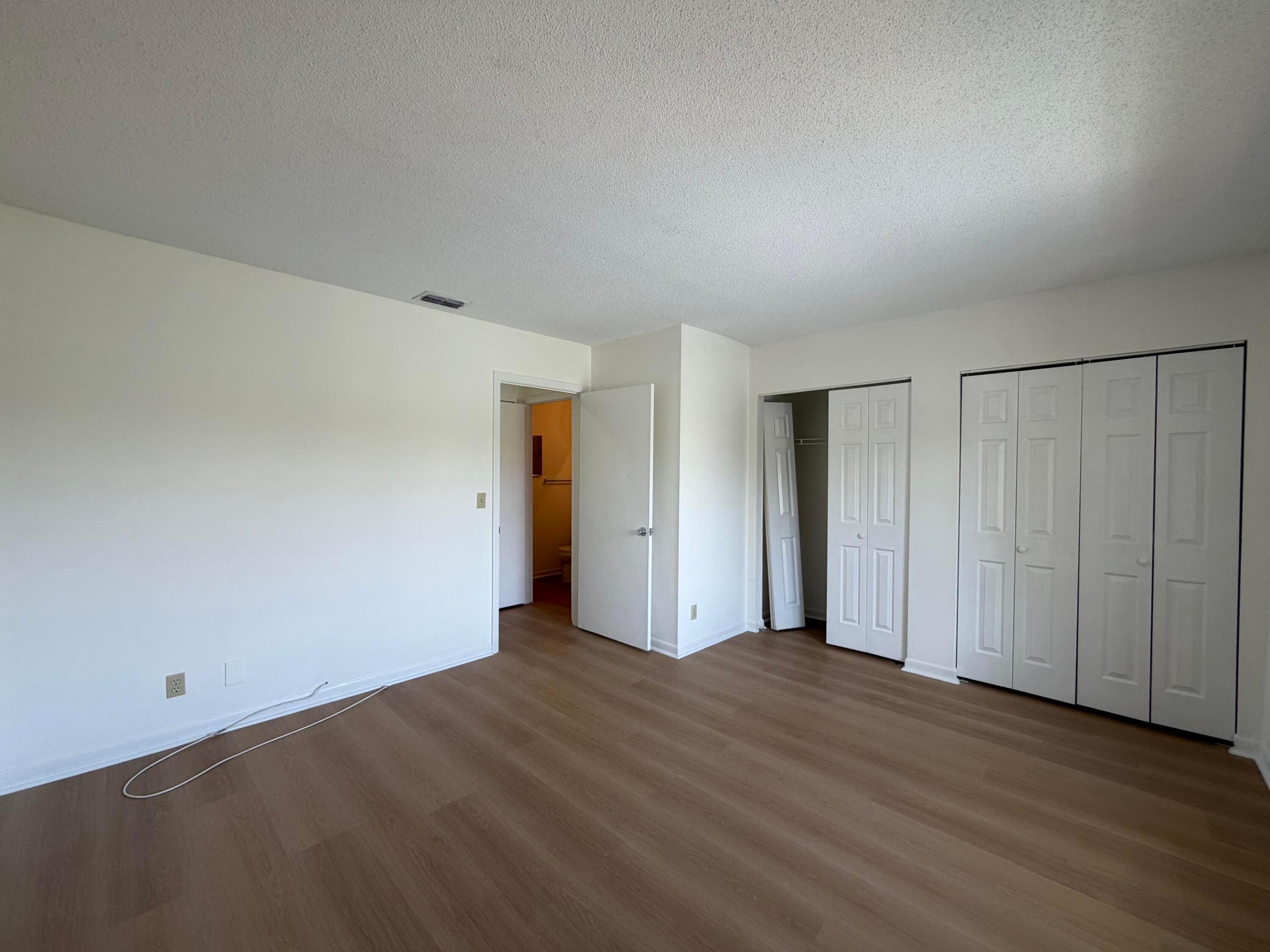 815 W Boynton Beach Boulevard 12-203 Property Photo 9