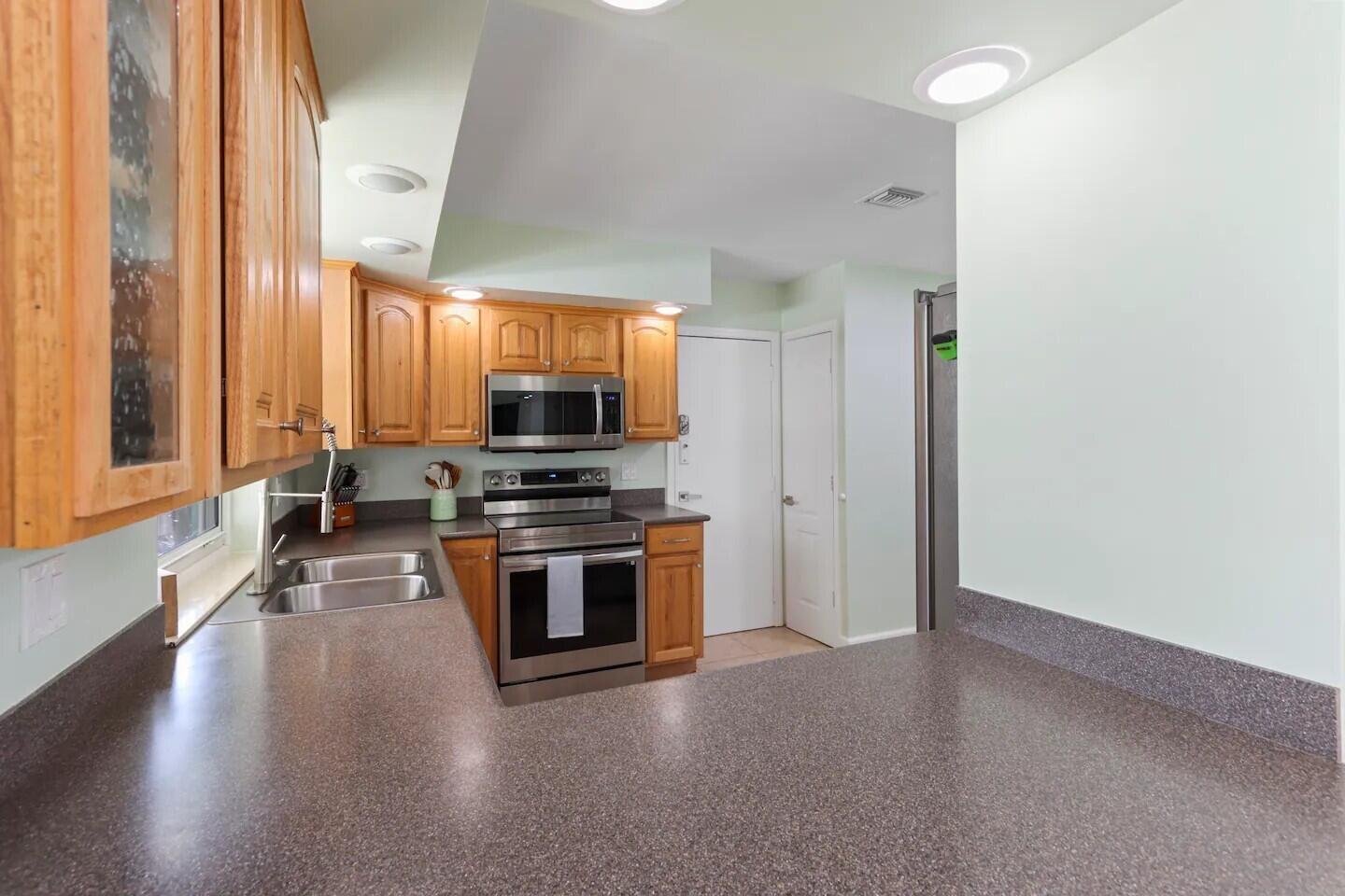 608 Malabar Avenue Property Photo 12