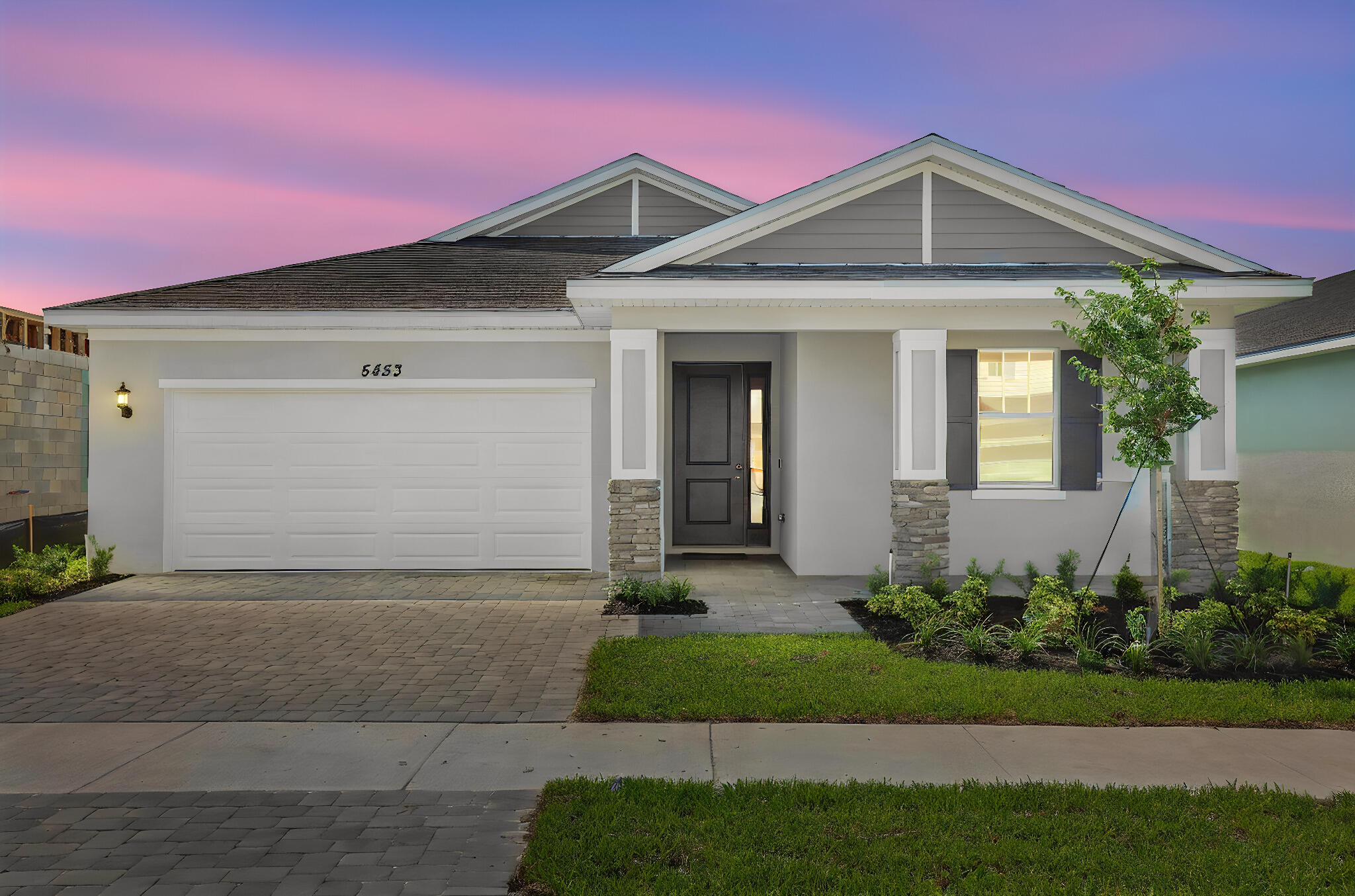 5428 Nw Camberly Court Property Photo 3