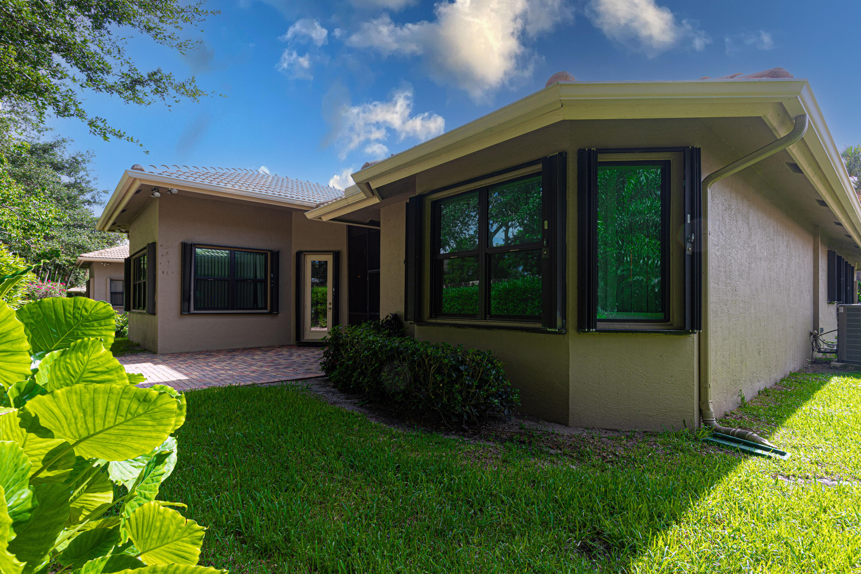 8047 Via Grande Property Photo 37