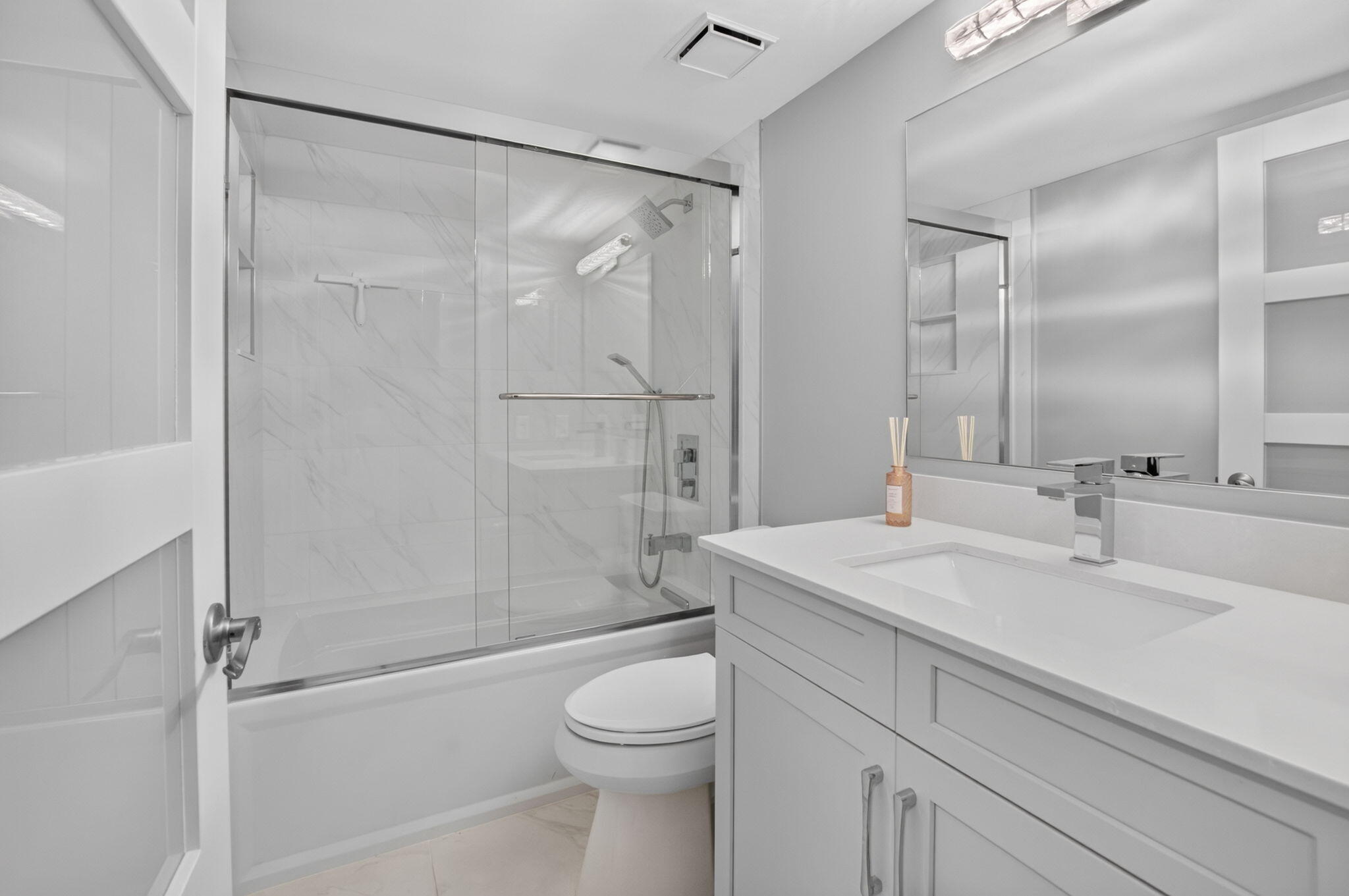 104 Half Moon Circle D2 Property Photo 44