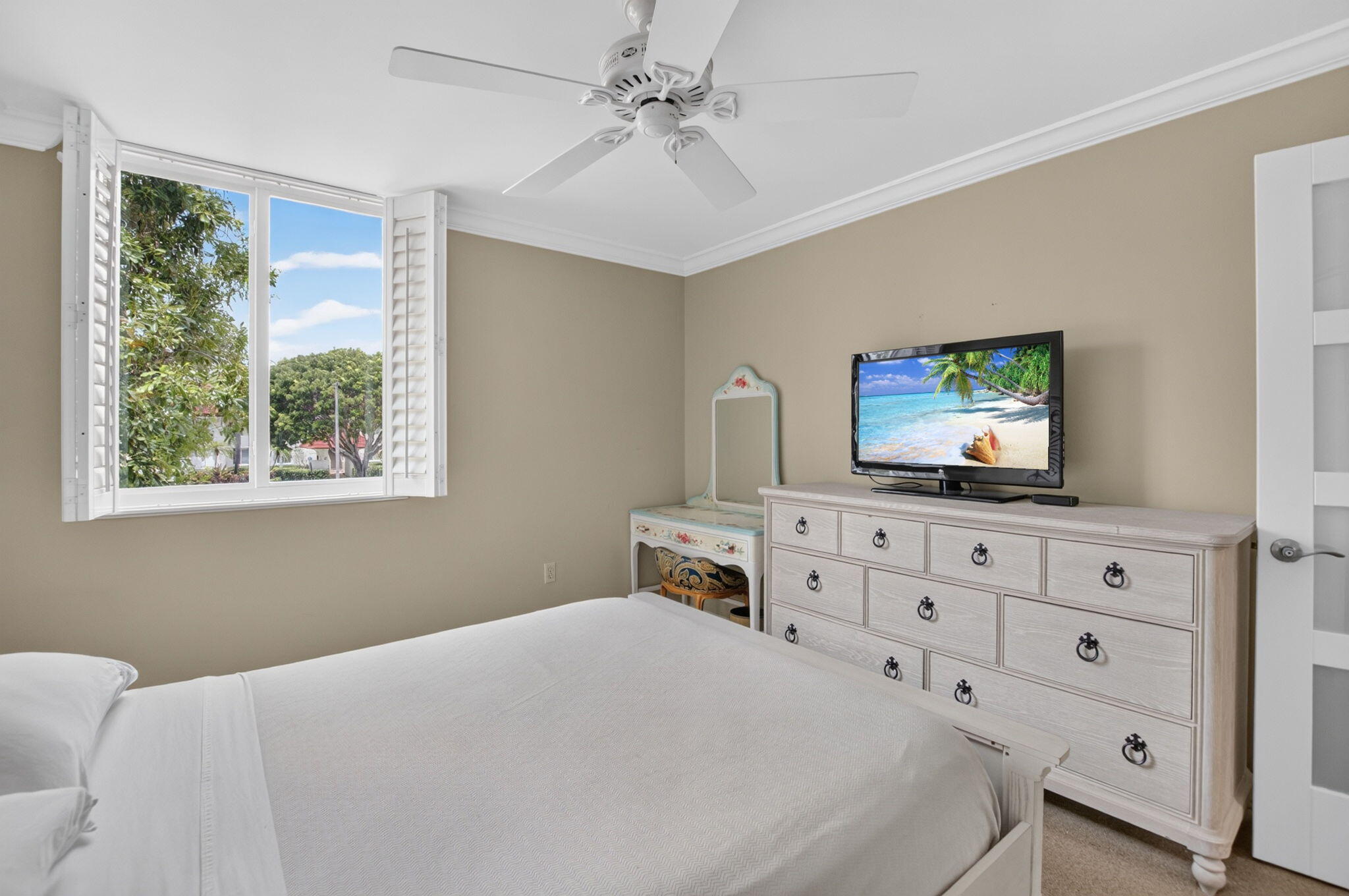 104 Half Moon Circle D2 Property Photo 45
