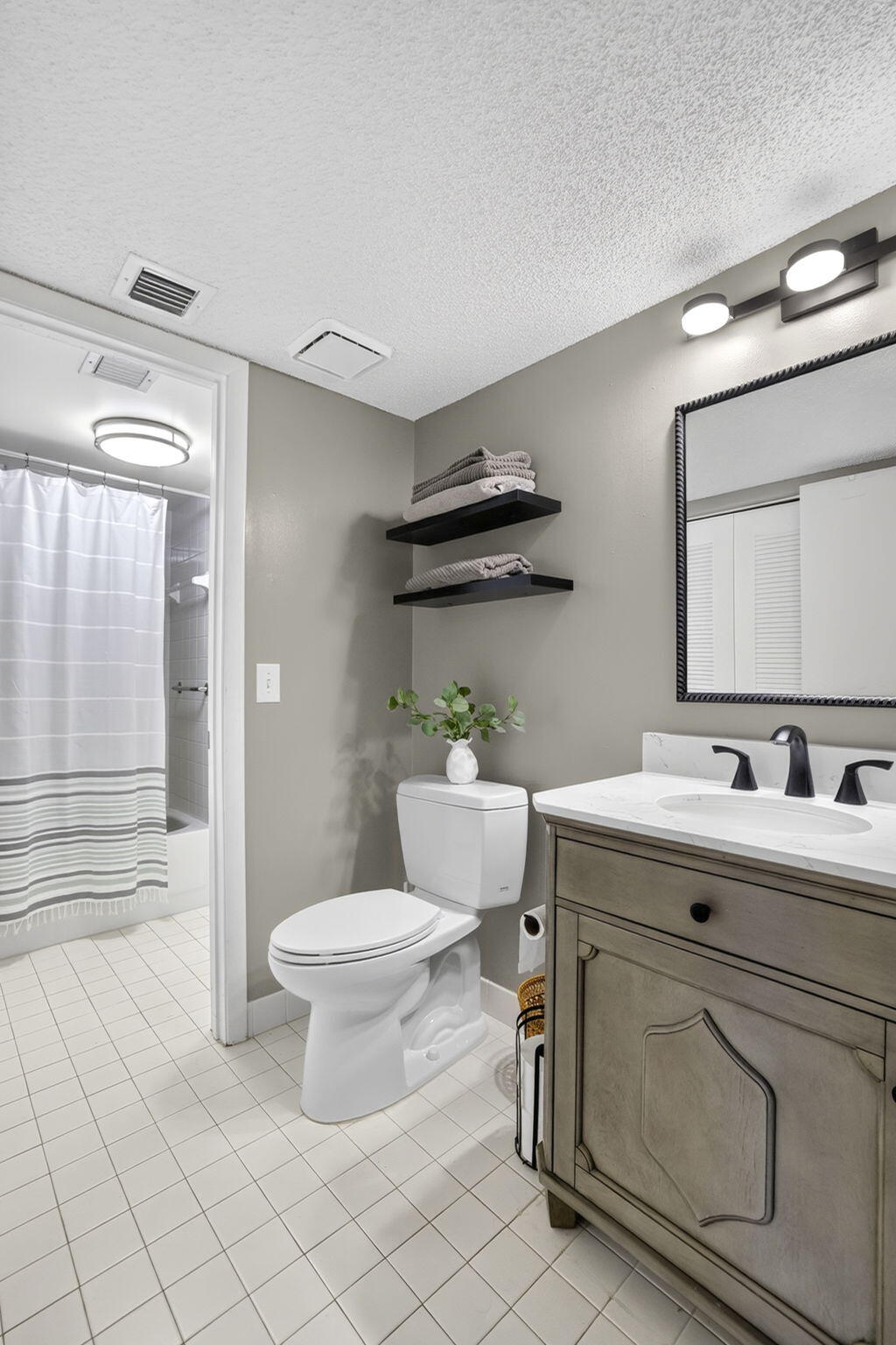 7805 Trent Drive 408 Property Photo 16