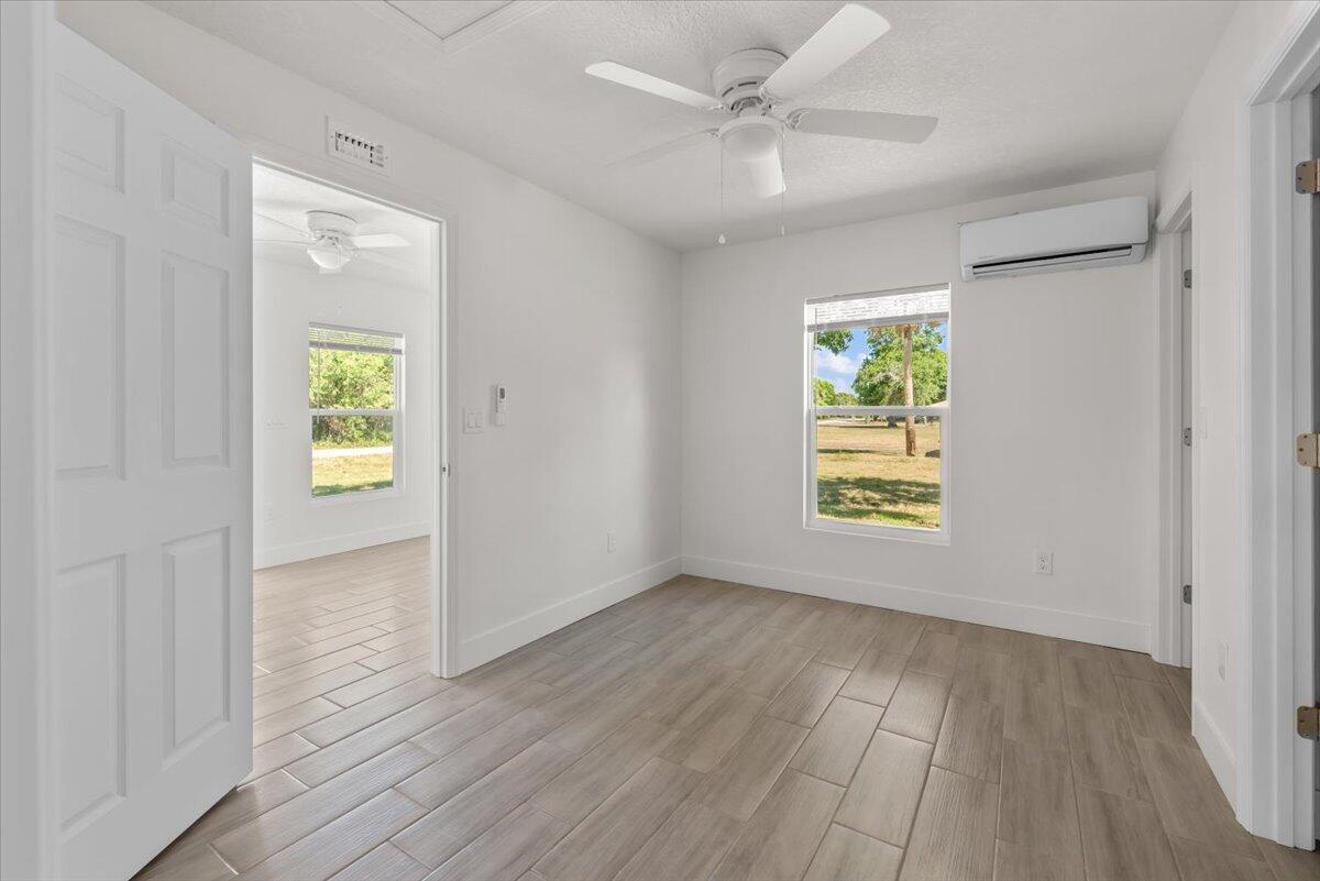 4576 30th Avenue Property Photo 10