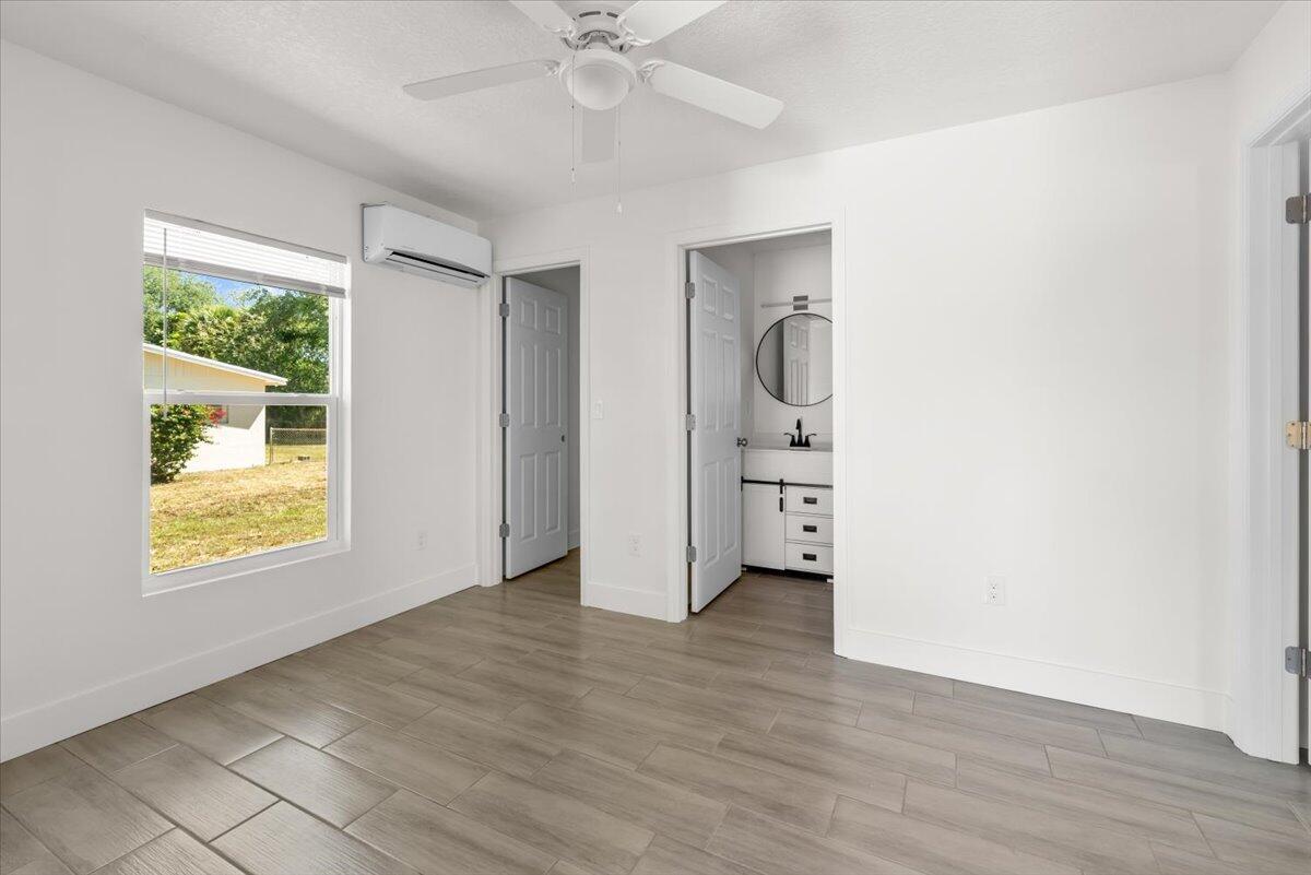 4576 30th Avenue Property Photo 11