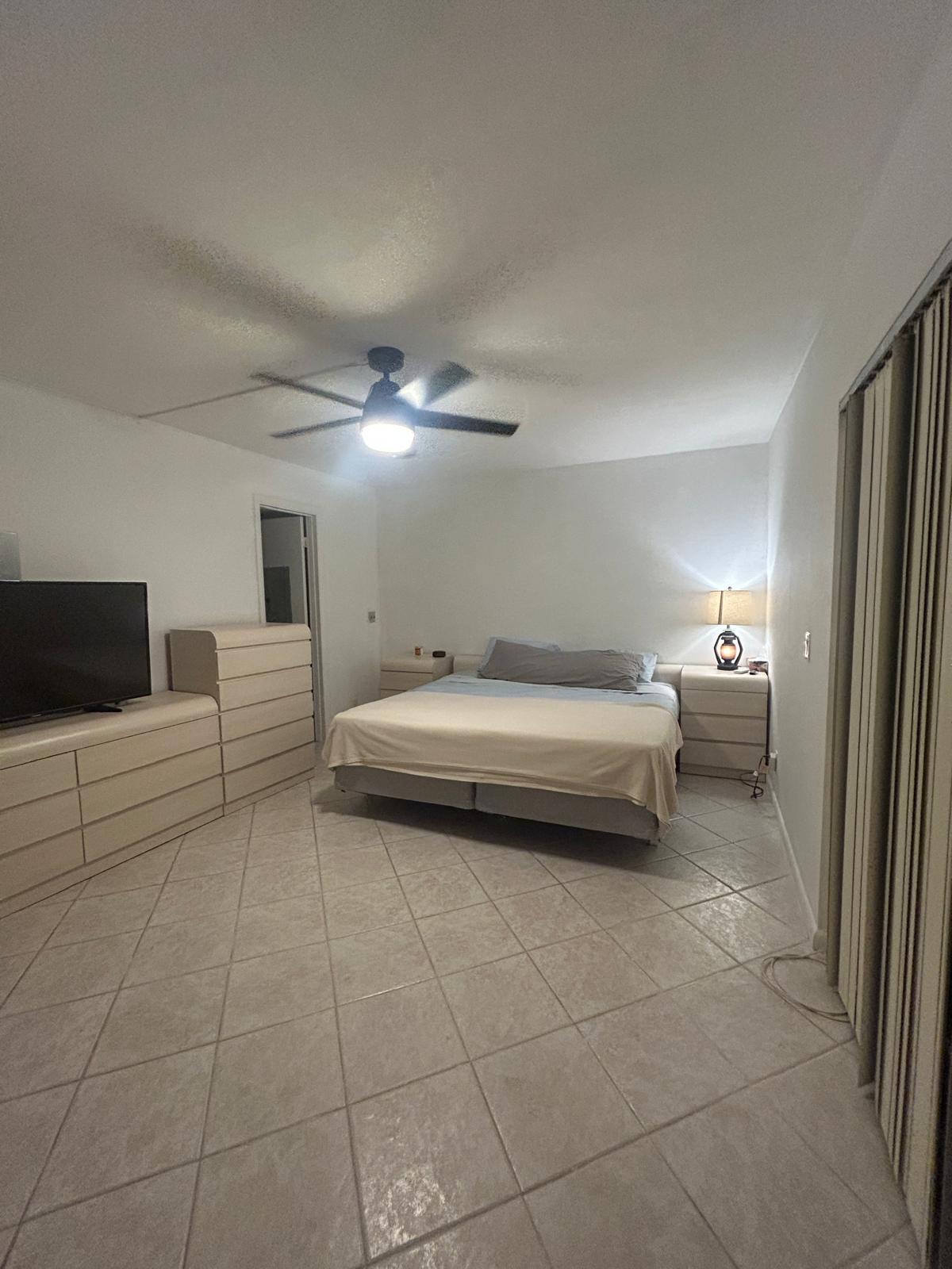 138 Markham G Property Photo 4