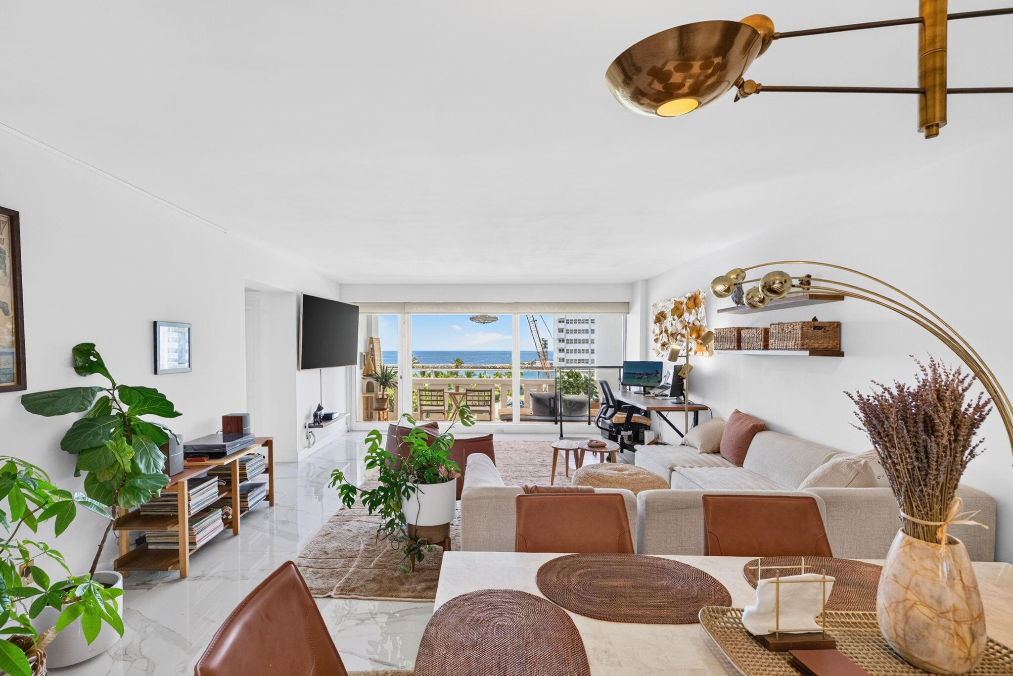 2000 S OCEAN Drive 608 Property Photo 1