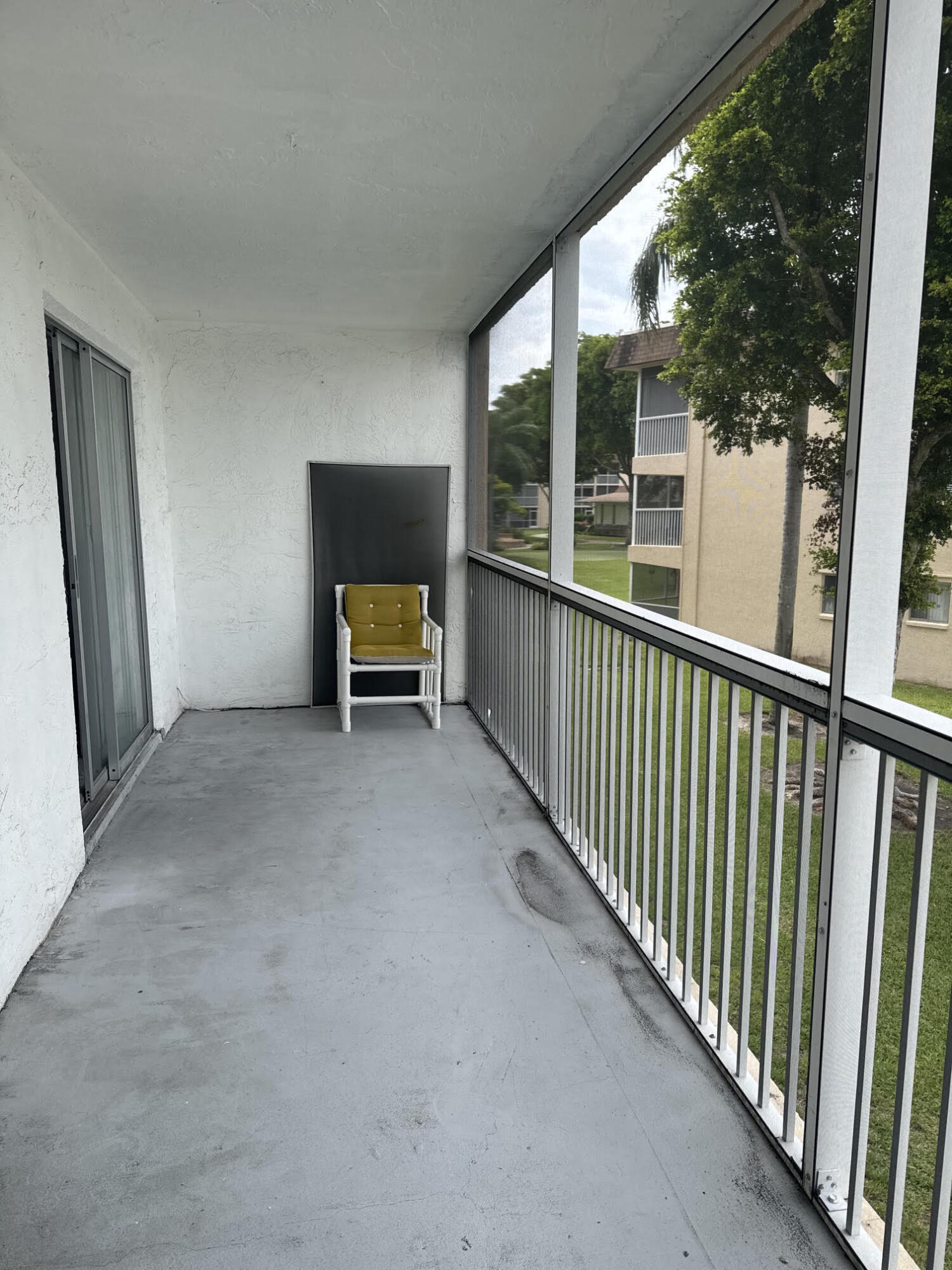 700 Village Green Court 221 Property Photo 14