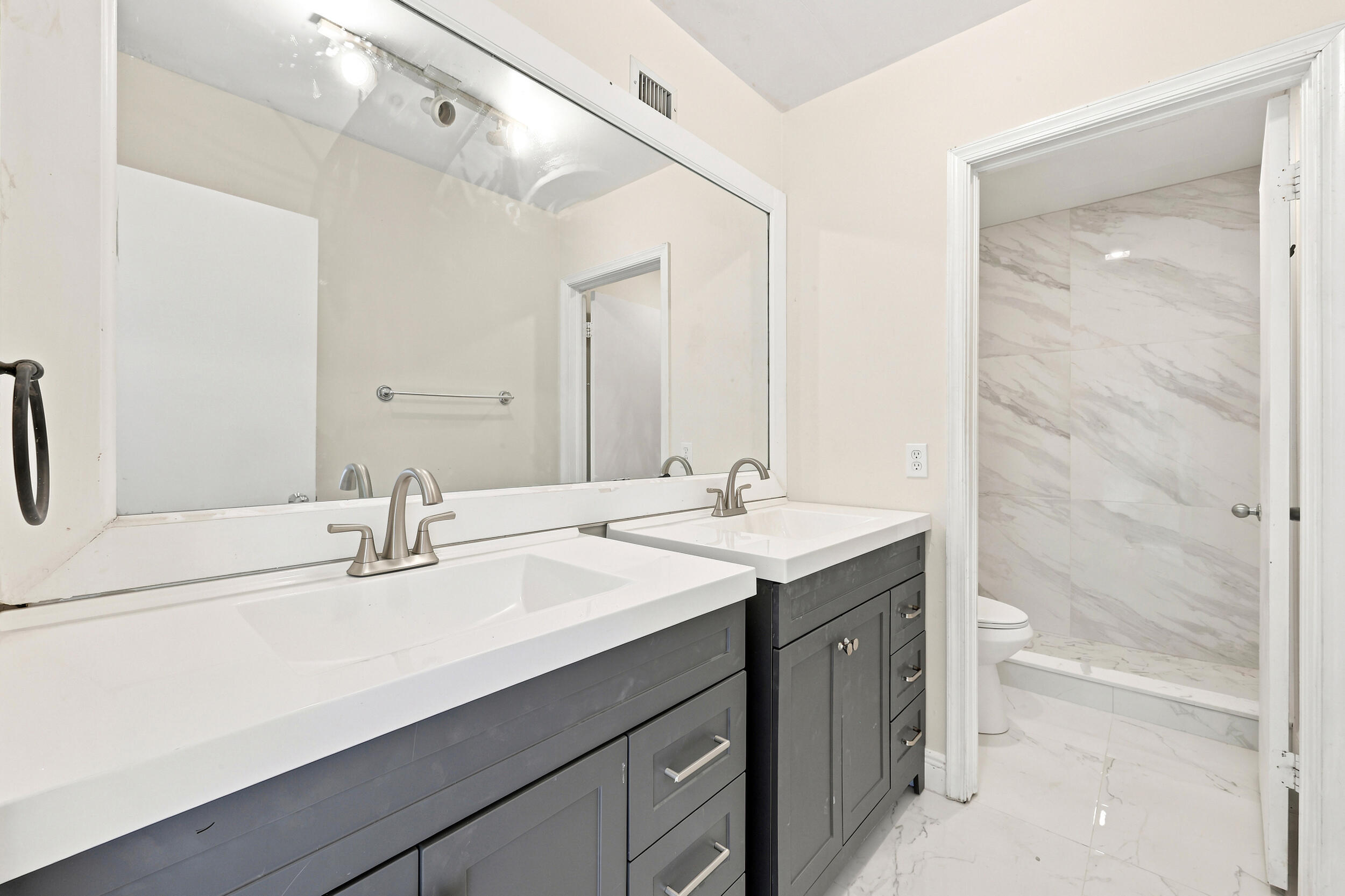 5120 Elmhurst Road A Property Photo 39