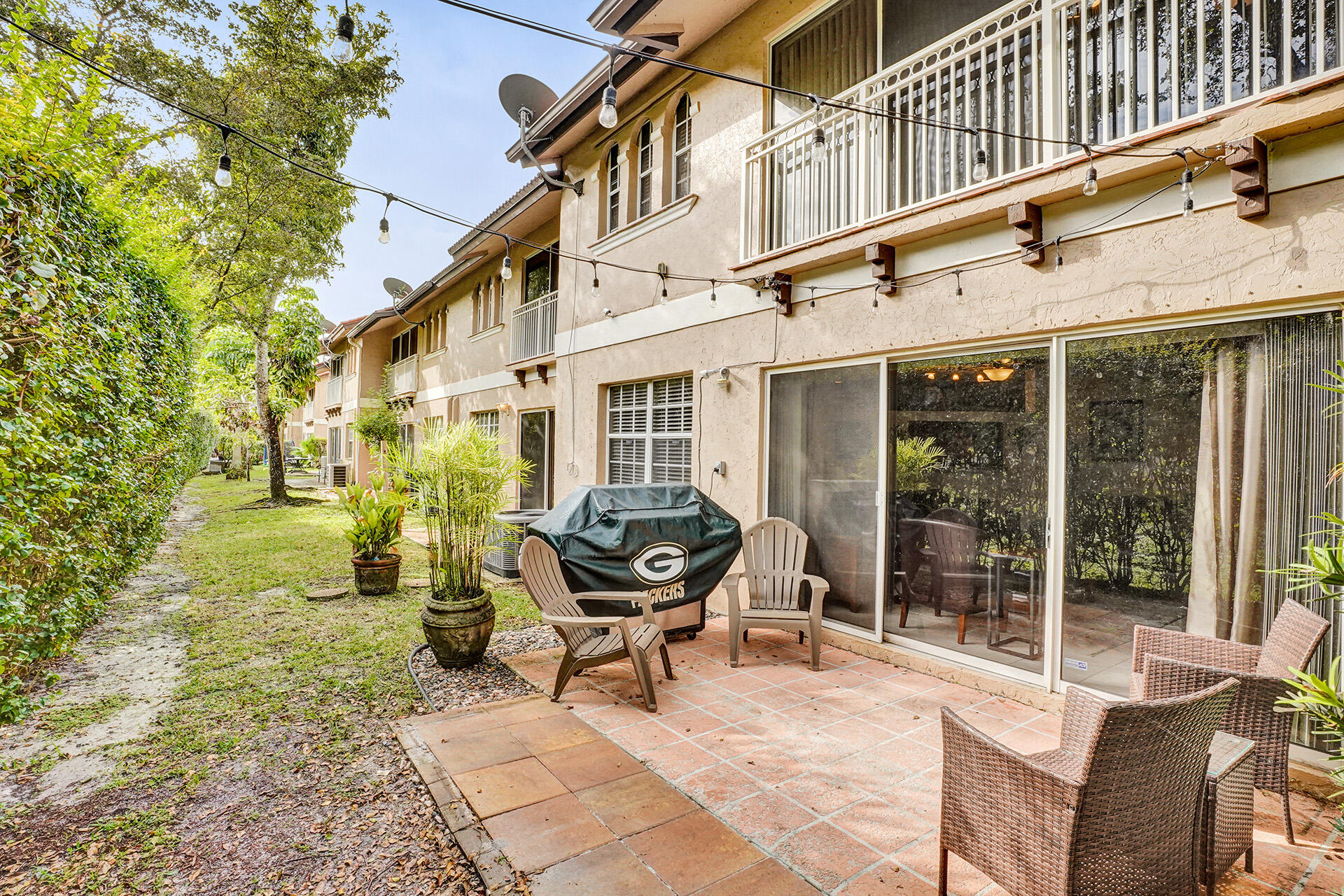 4941 Riverside Drive Property Photo 23