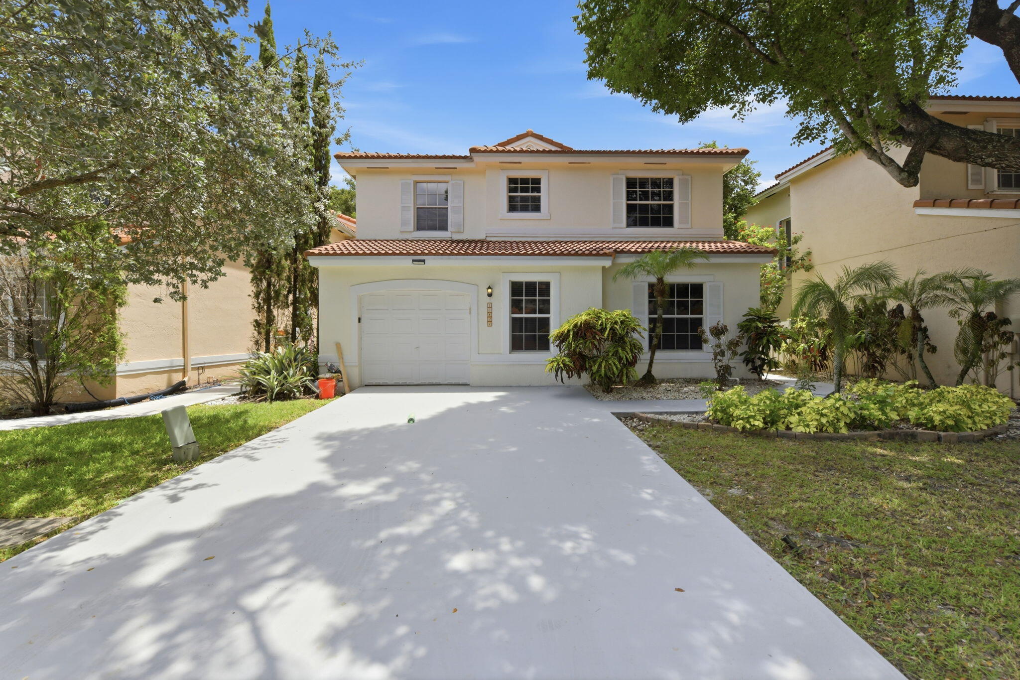 10837 NW 46TH Drive Property Photo 1