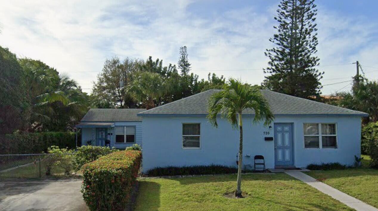 726 41st Street Property Photo 1