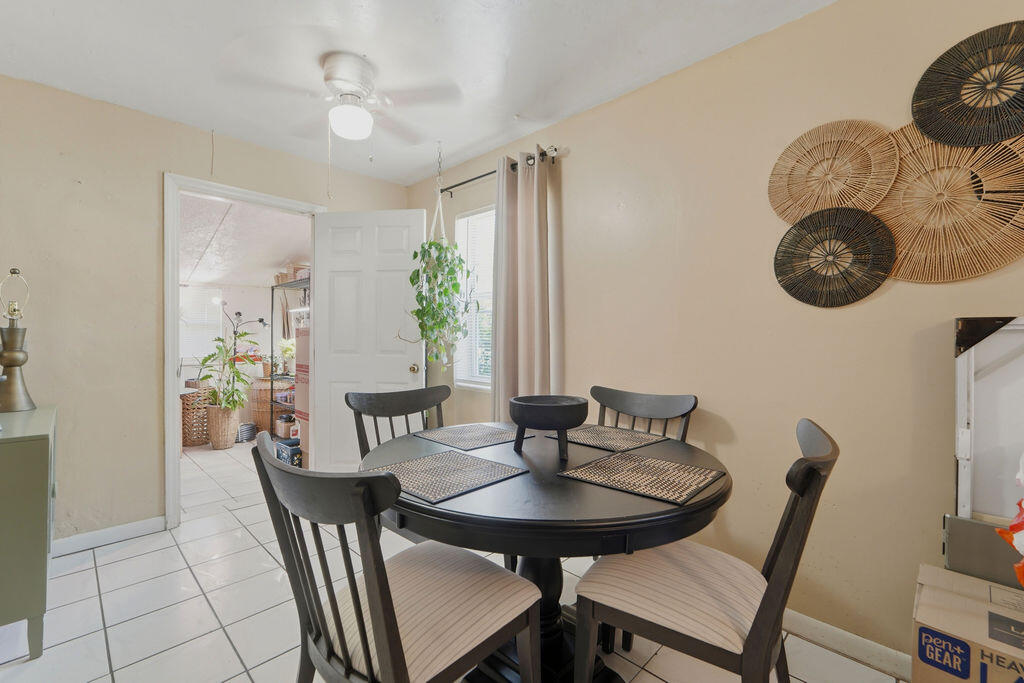 726 41st Street Property Photo 16