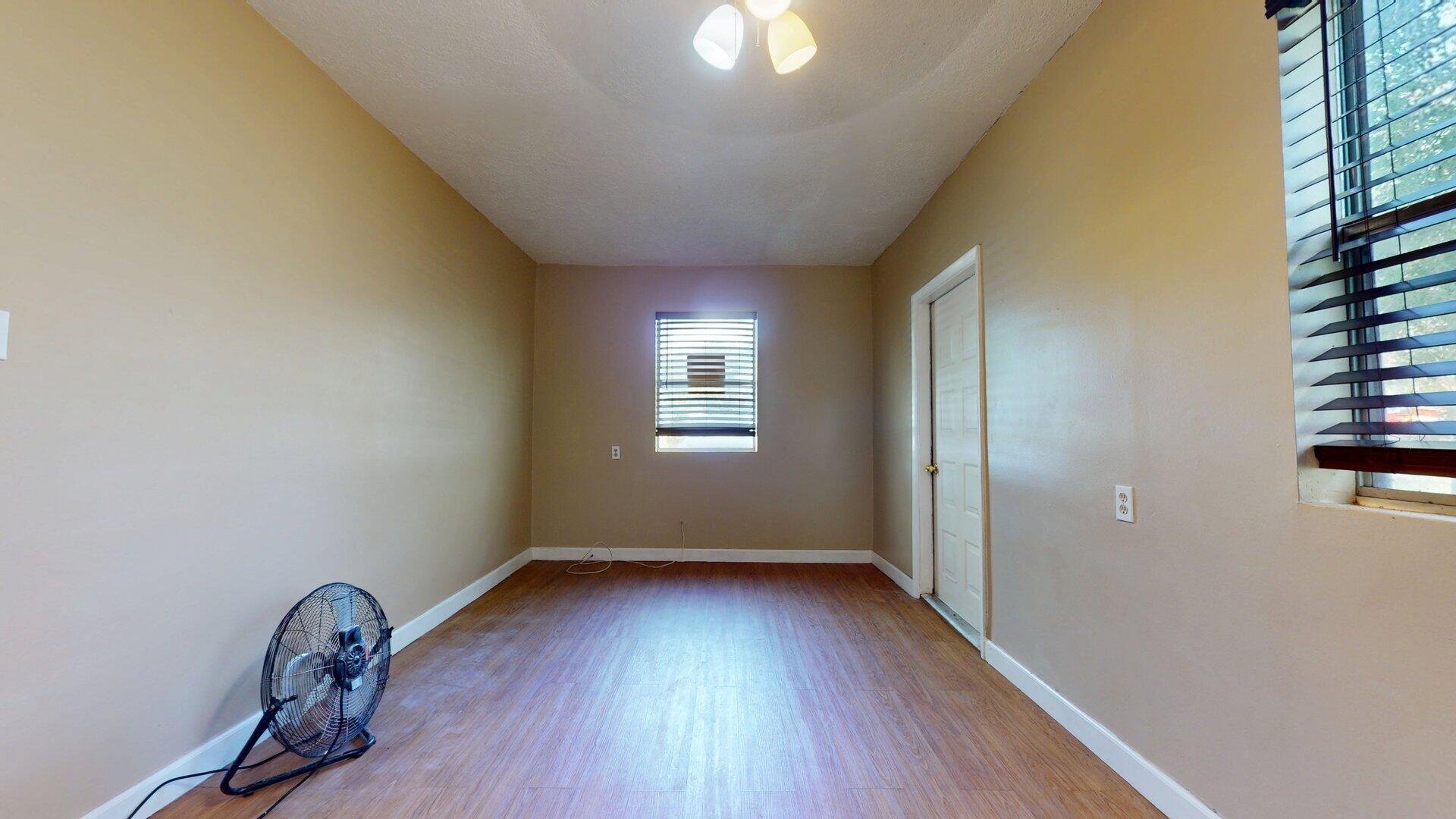 3032 Nw 35th Avenue Property Photo 11