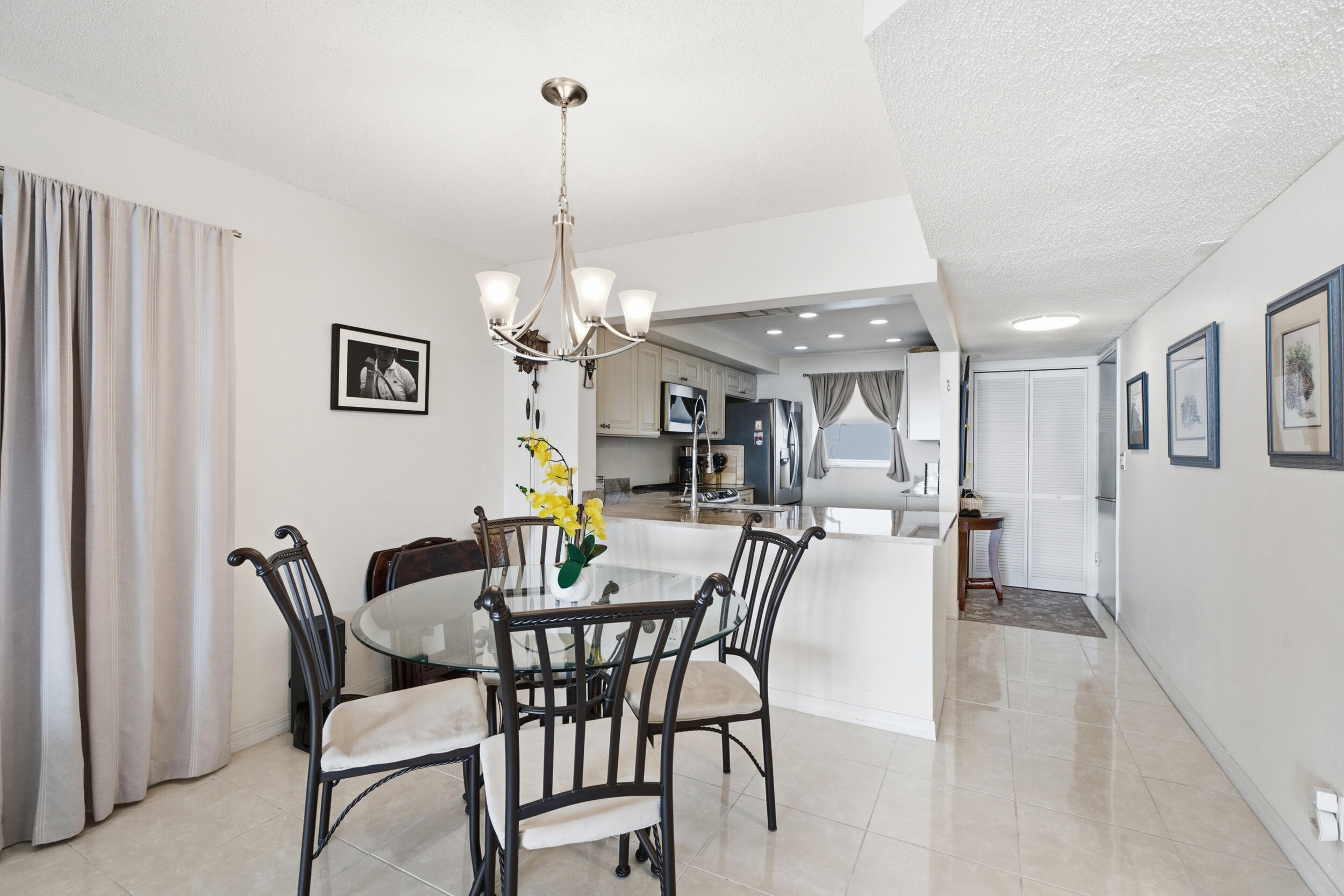 9400 S Ocean Drive 208 Property Photo 9