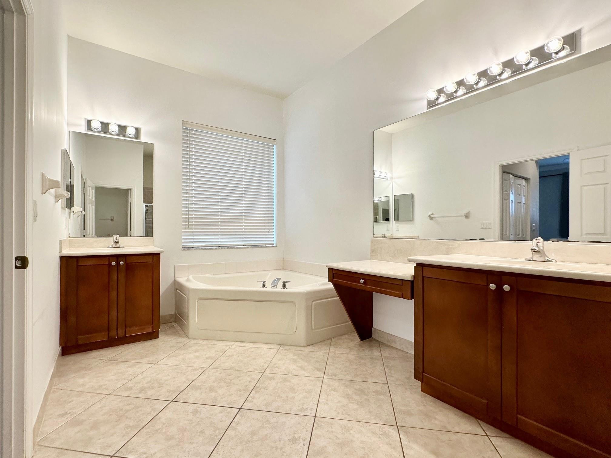 4109 W Whitewater Avenue Property Photo 19