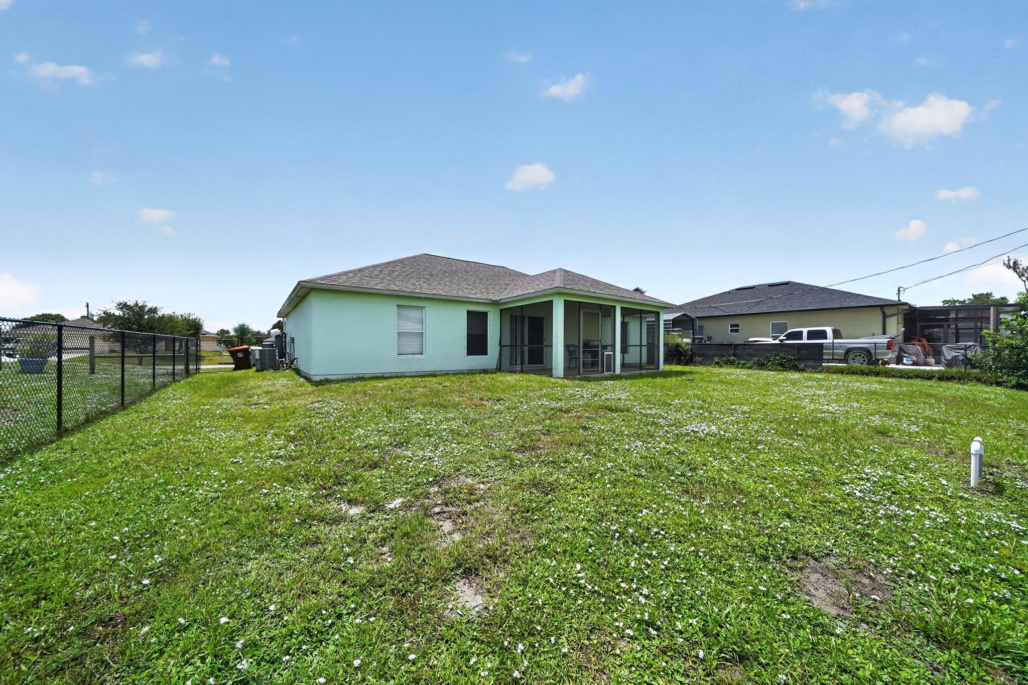 7816 100th Avenue Property Photo 45