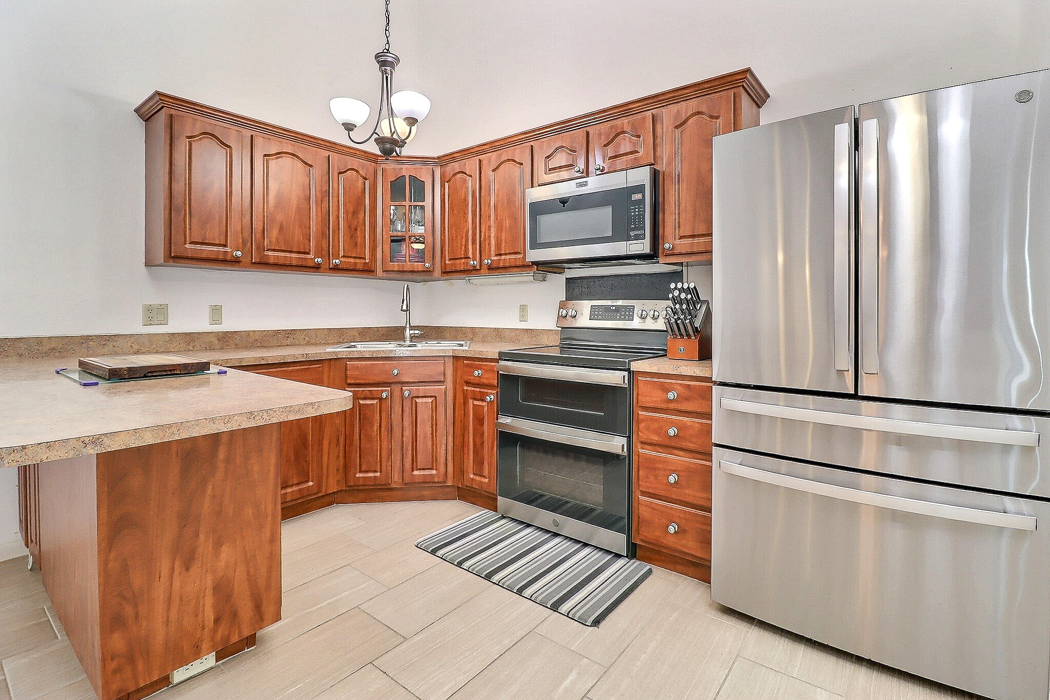 5796 Golden Eagle Circle Property Photo 2