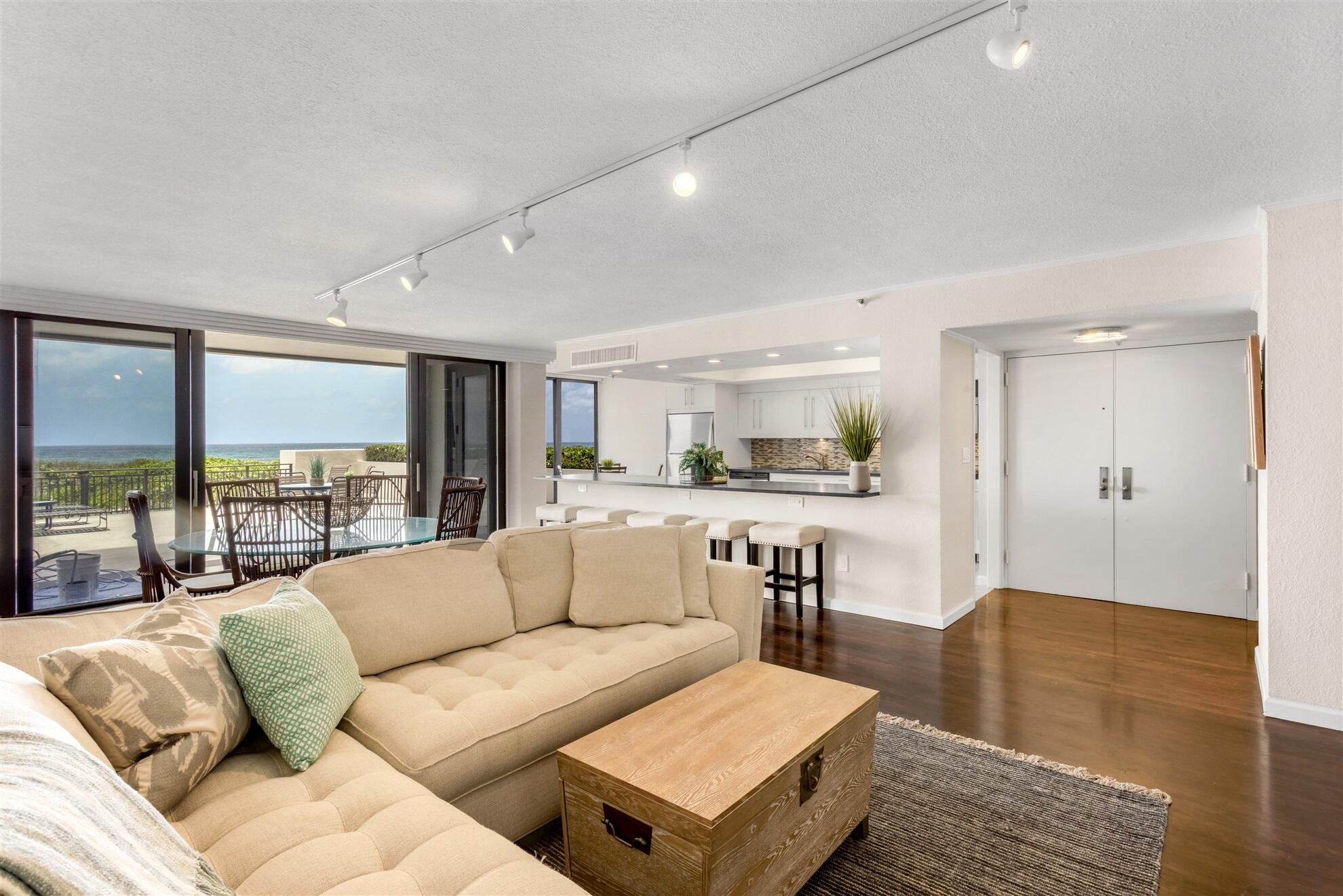 1800 S Ocean Boulevard Villa E Property Photo 4