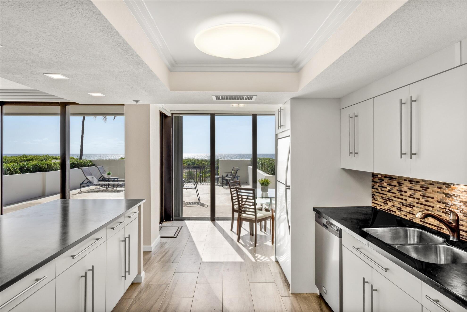 1800 S Ocean Boulevard Villa E Property Photo 10