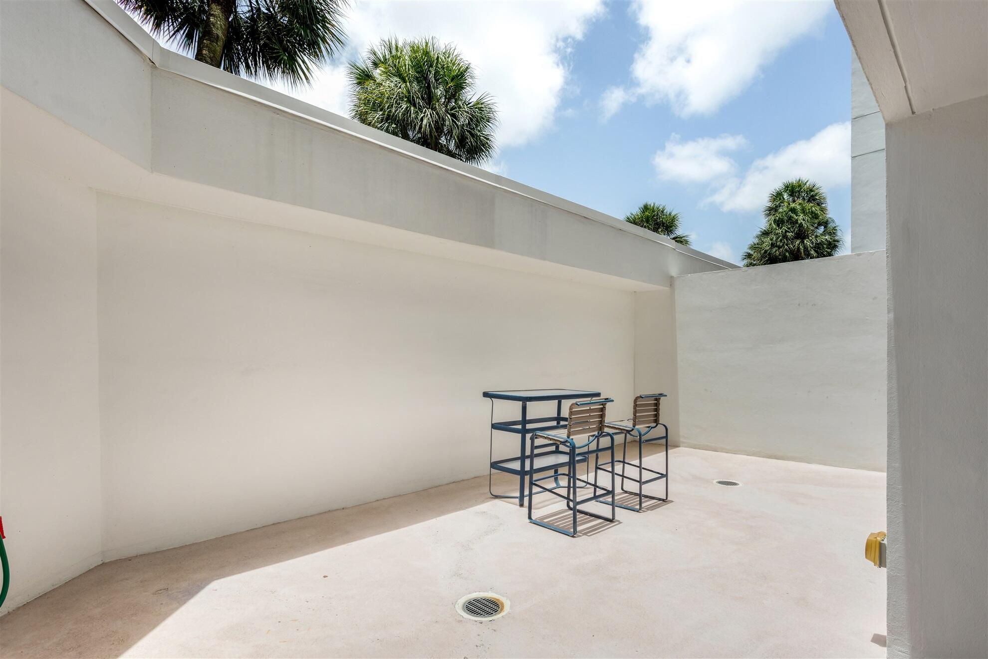 1800 S Ocean Boulevard Villa E Property Photo 15