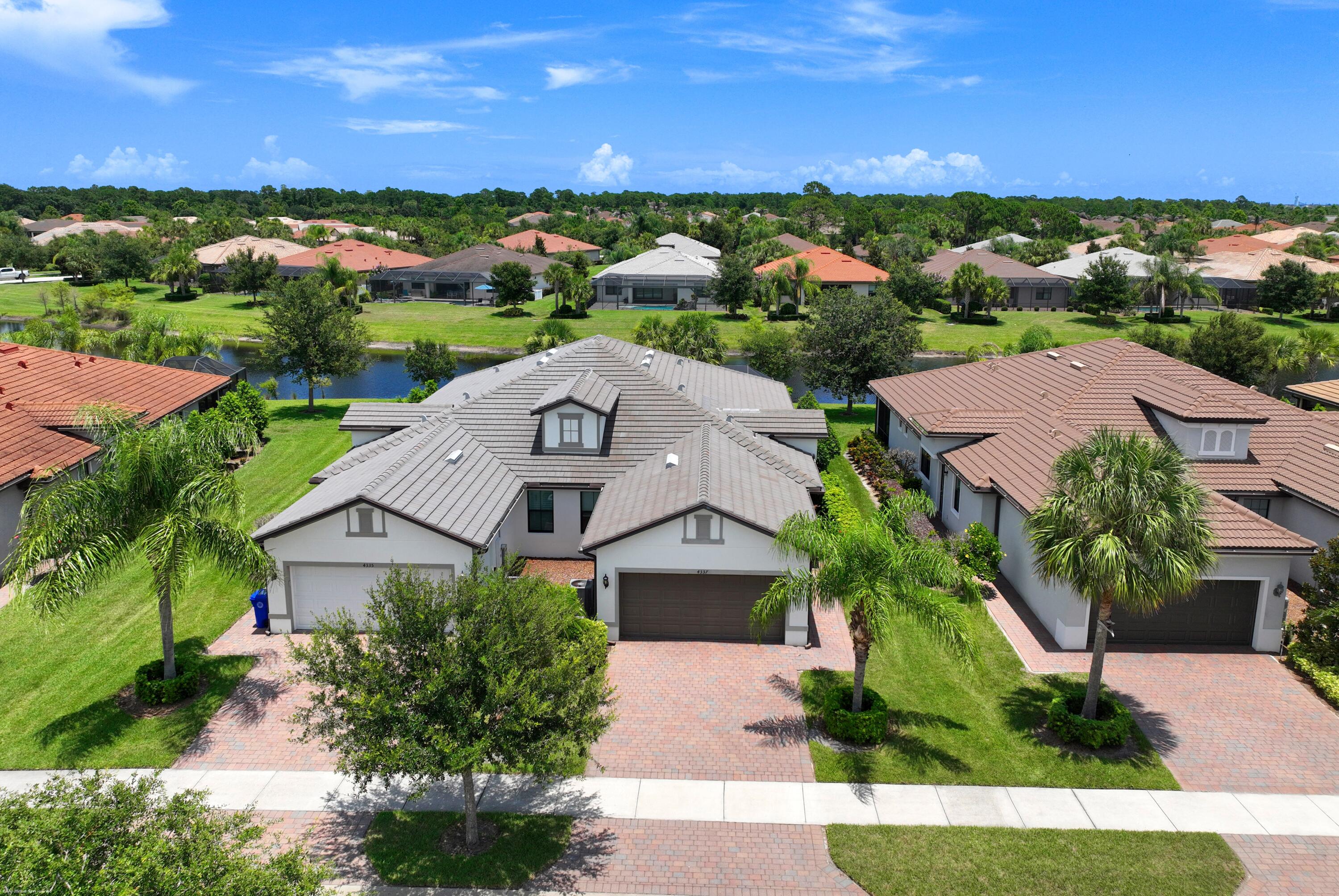 4337 Beauty Leaf Circle Property Photo 1