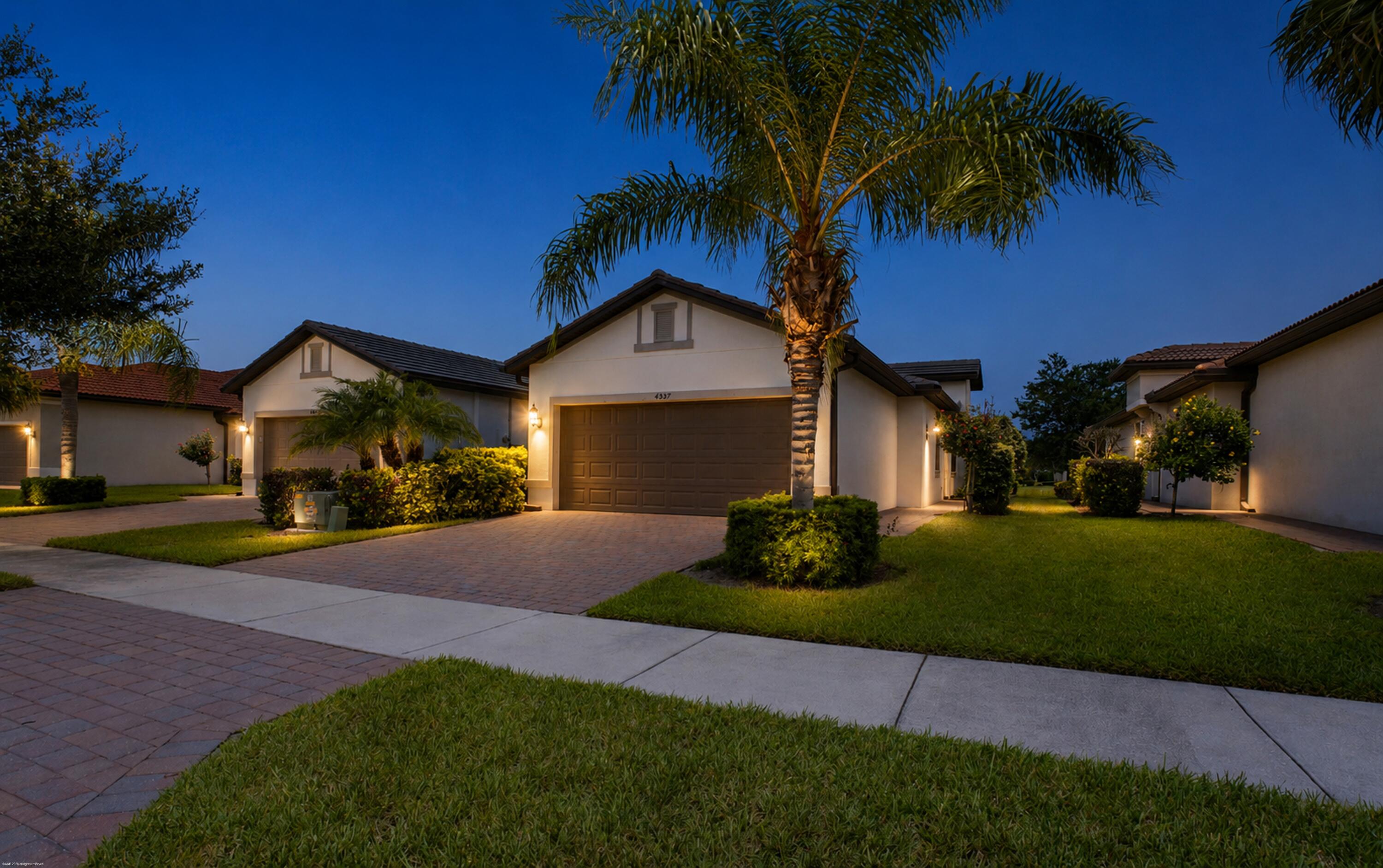 4337 Beauty Leaf Circle Property Photo 2