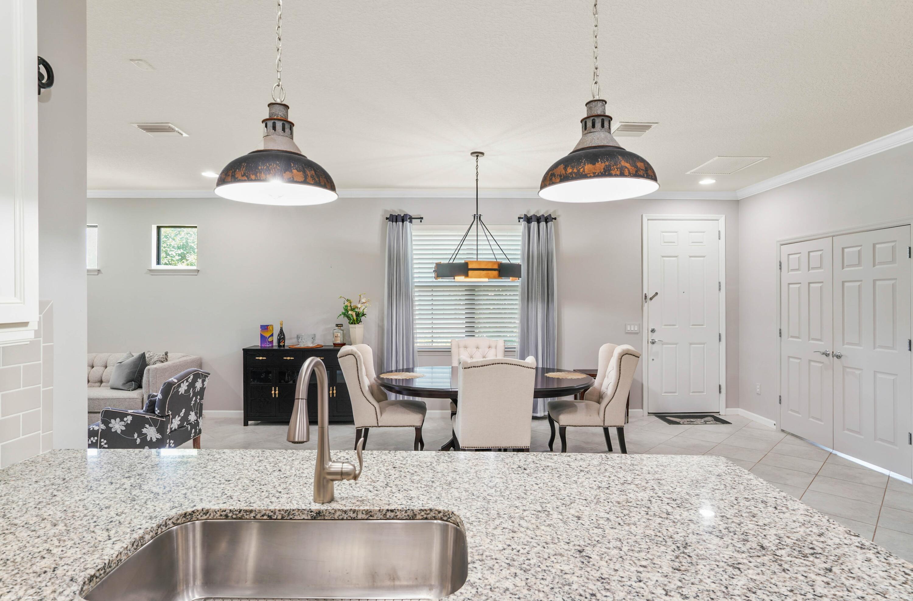 4337 Beauty Leaf Circle Property Photo 12