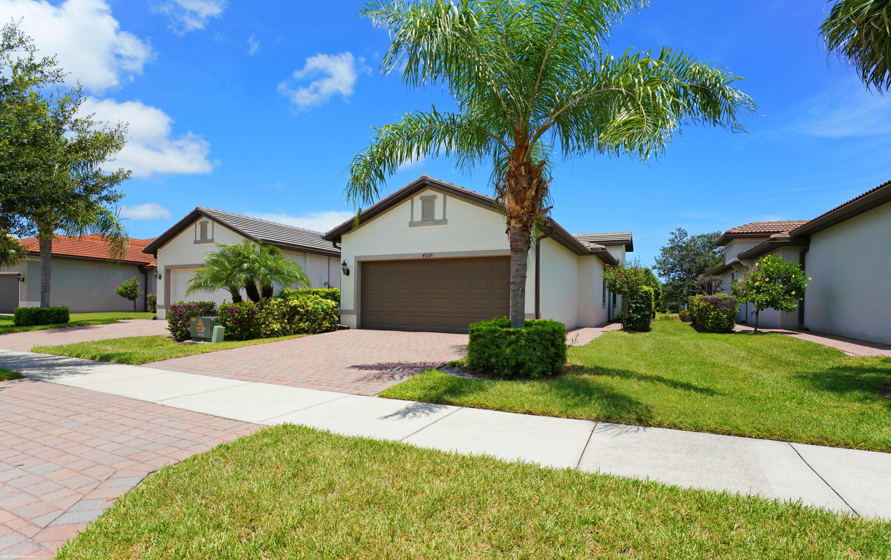 4337 Beauty Leaf Circle Property Photo 27