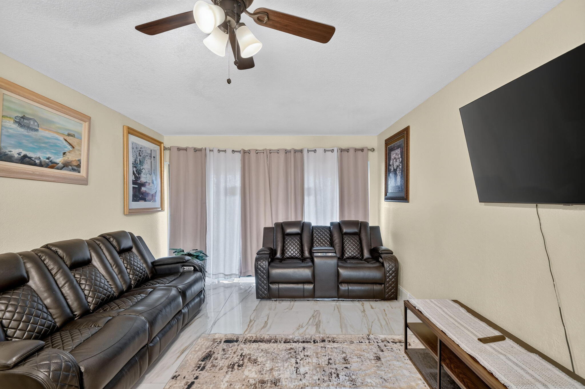 2101 W Woolbright Road J107 Property Photo 18