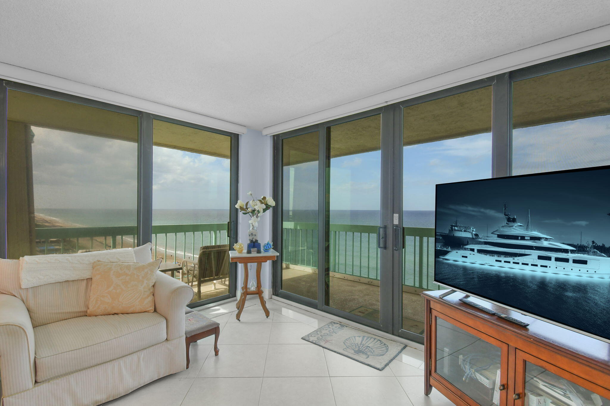 9940 S Ocean Drive 1101 Property Photo 9