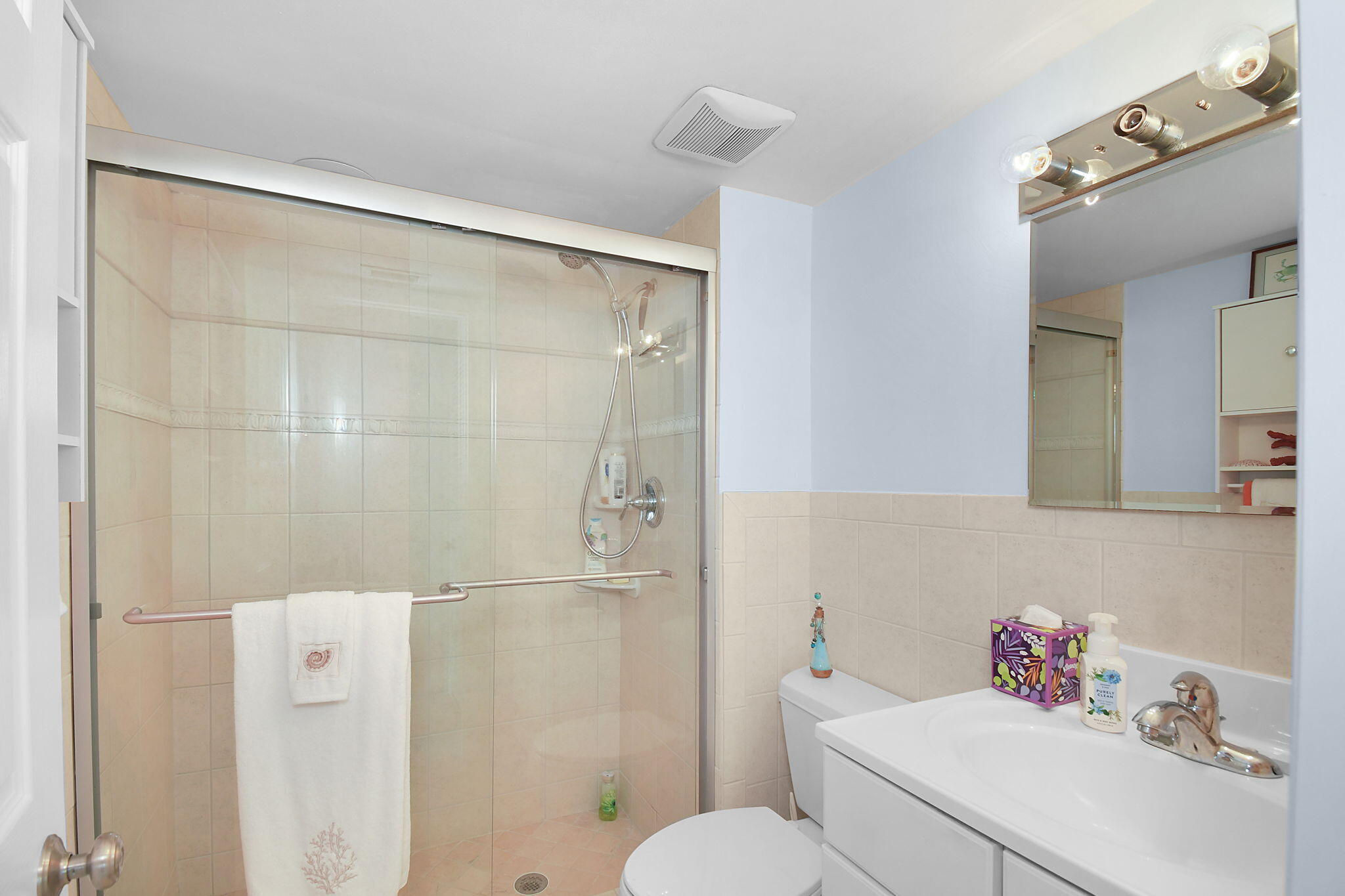 9940 S Ocean Drive 1101 Property Photo 18