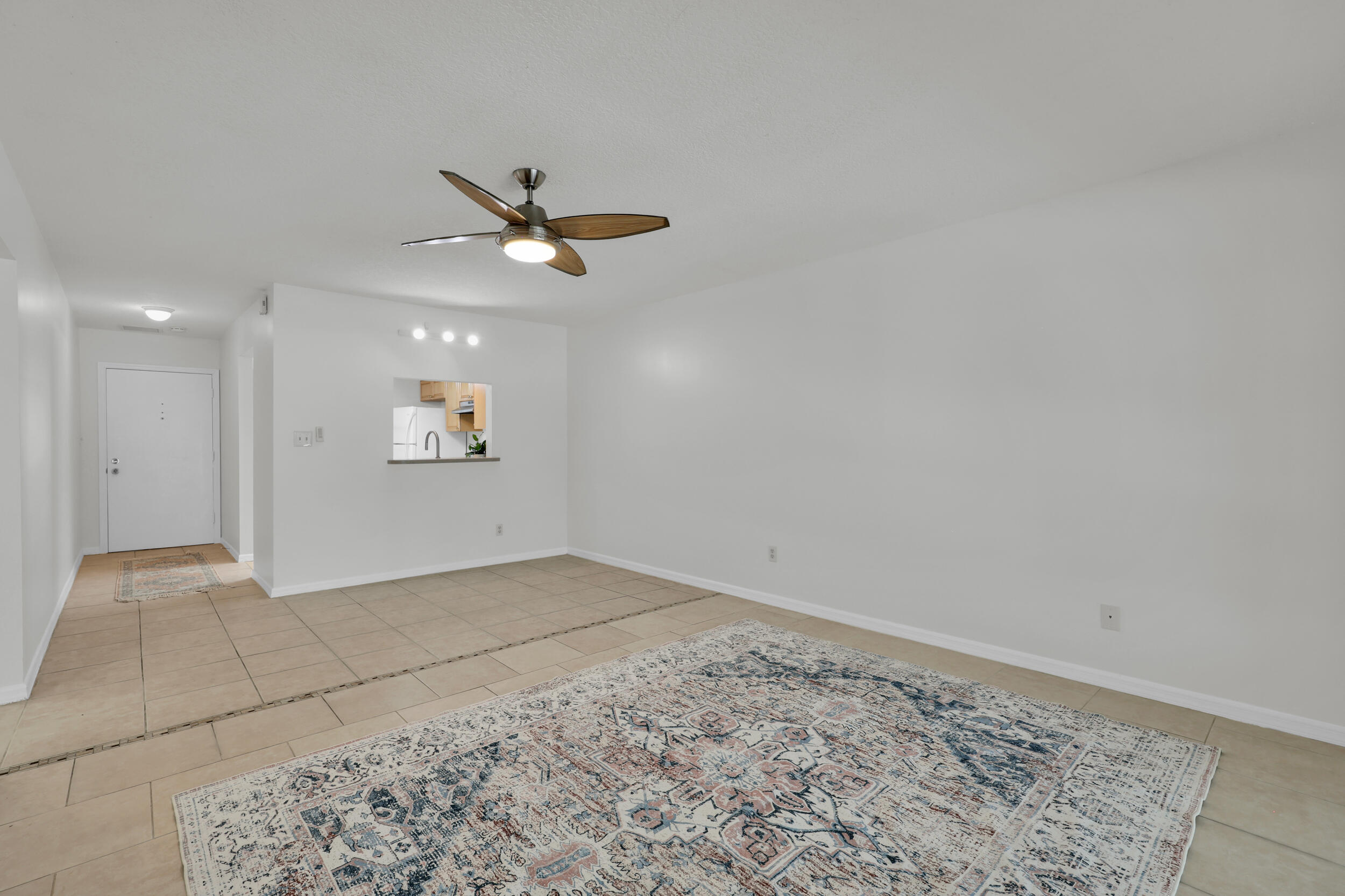 2302 Sunrise Boulevard Blg 1, 209 Property Photo 11