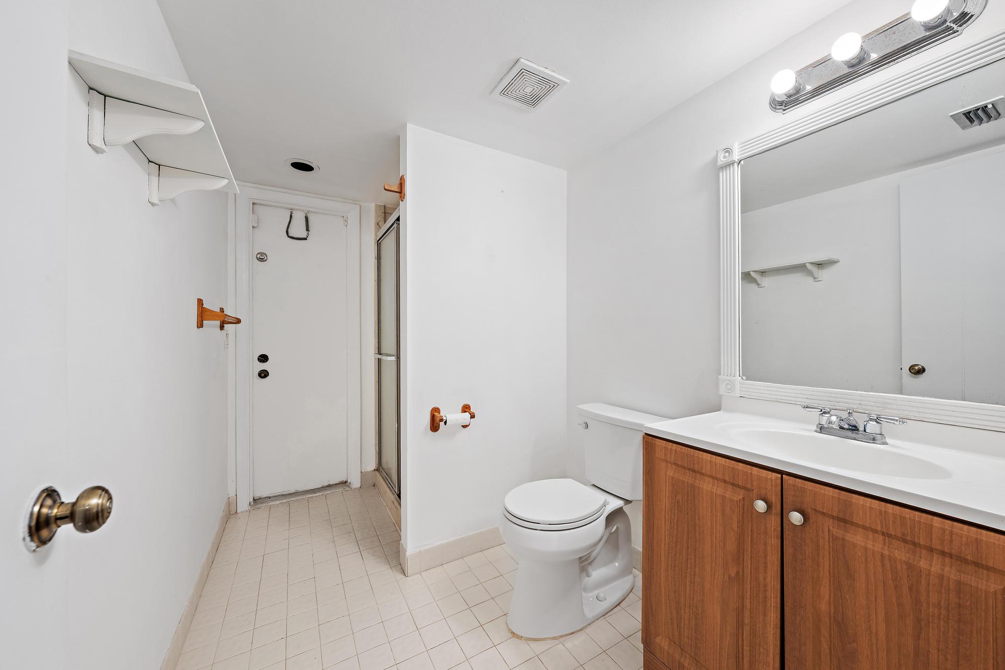 5590 Golden Eagle Circle Property Photo 13