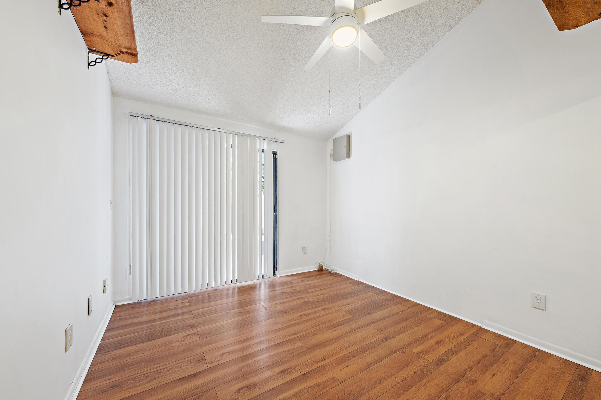 5590 Golden Eagle Circle Property Photo 15