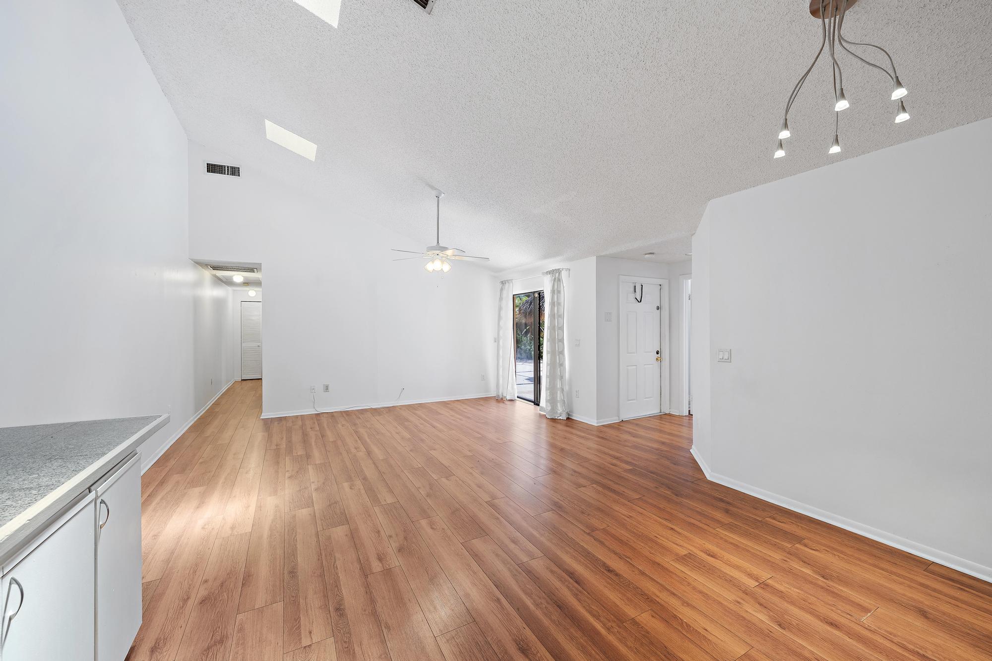 5590 Golden Eagle Circle Property Photo 18