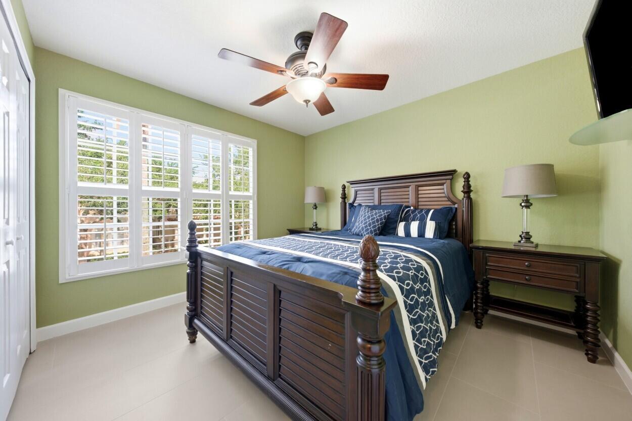 8212 Calterra Drive Property Photo 8