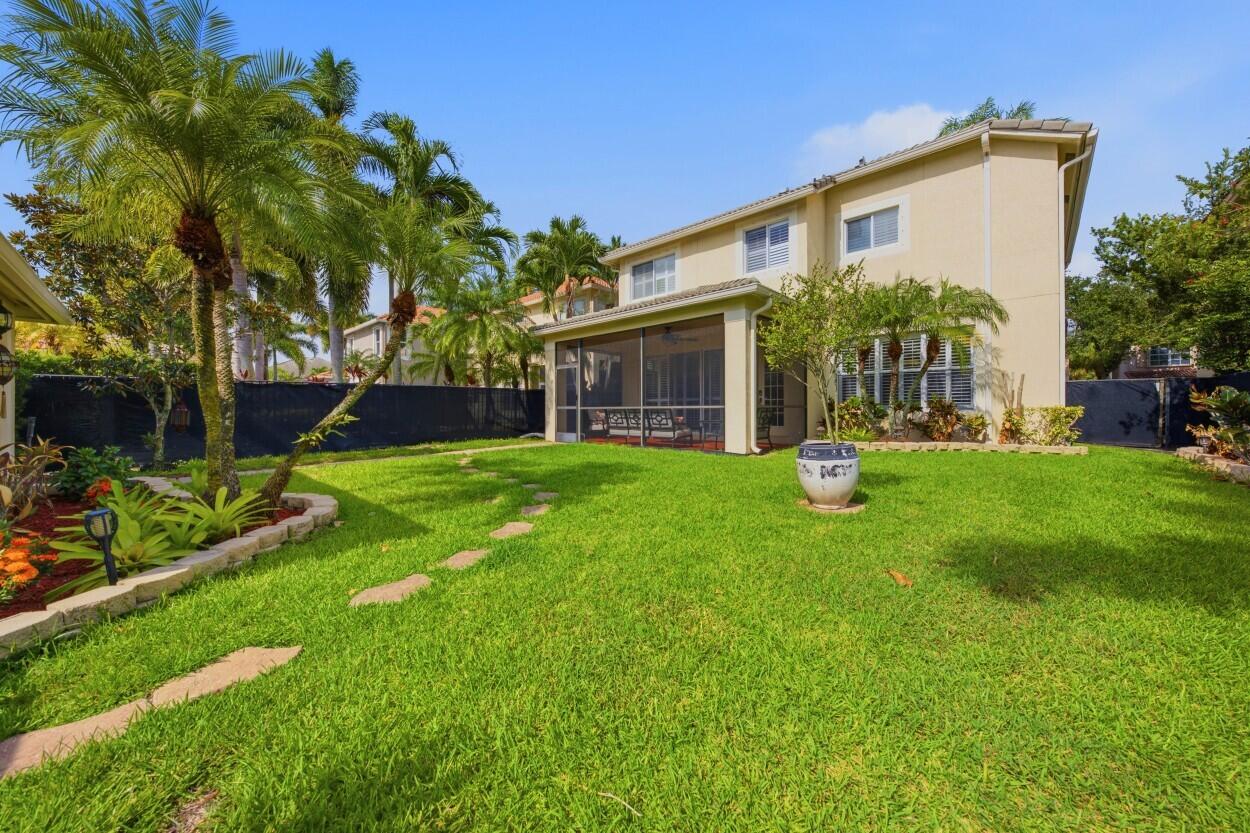 8212 Calterra Drive Property Photo 10