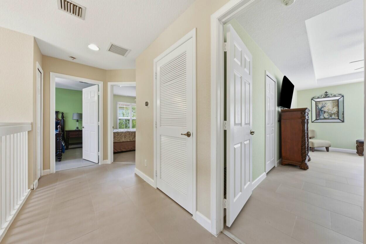 8212 Calterra Drive Property Photo 13