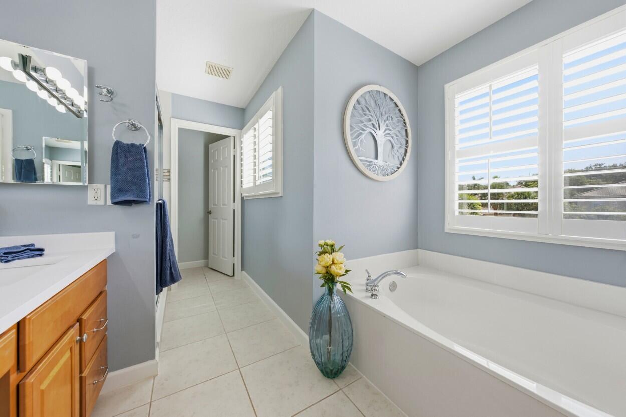 8212 Calterra Drive Property Photo 23