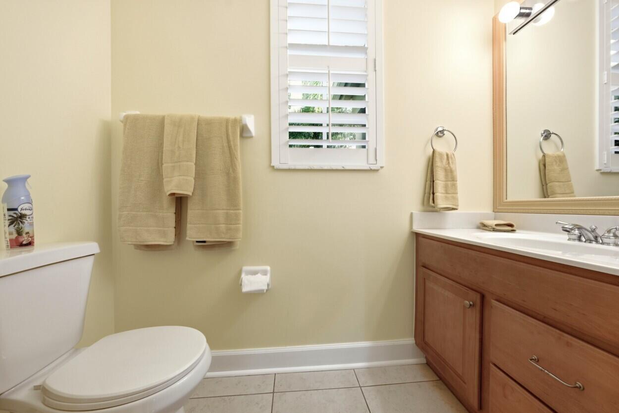 8212 Calterra Drive Property Photo 26