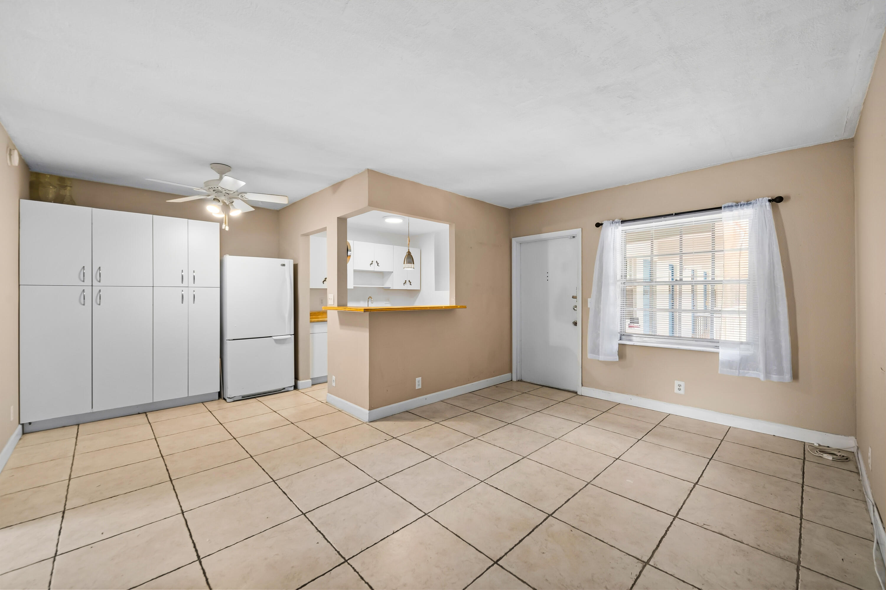 1407 Ne 56th Street 209 Property Photo 6