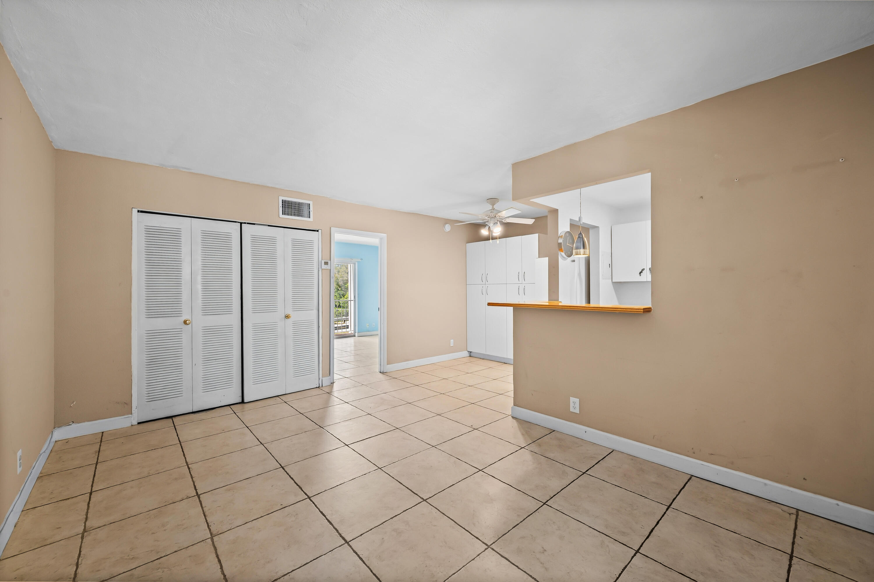 1407 Ne 56th Street 209 Property Photo 10