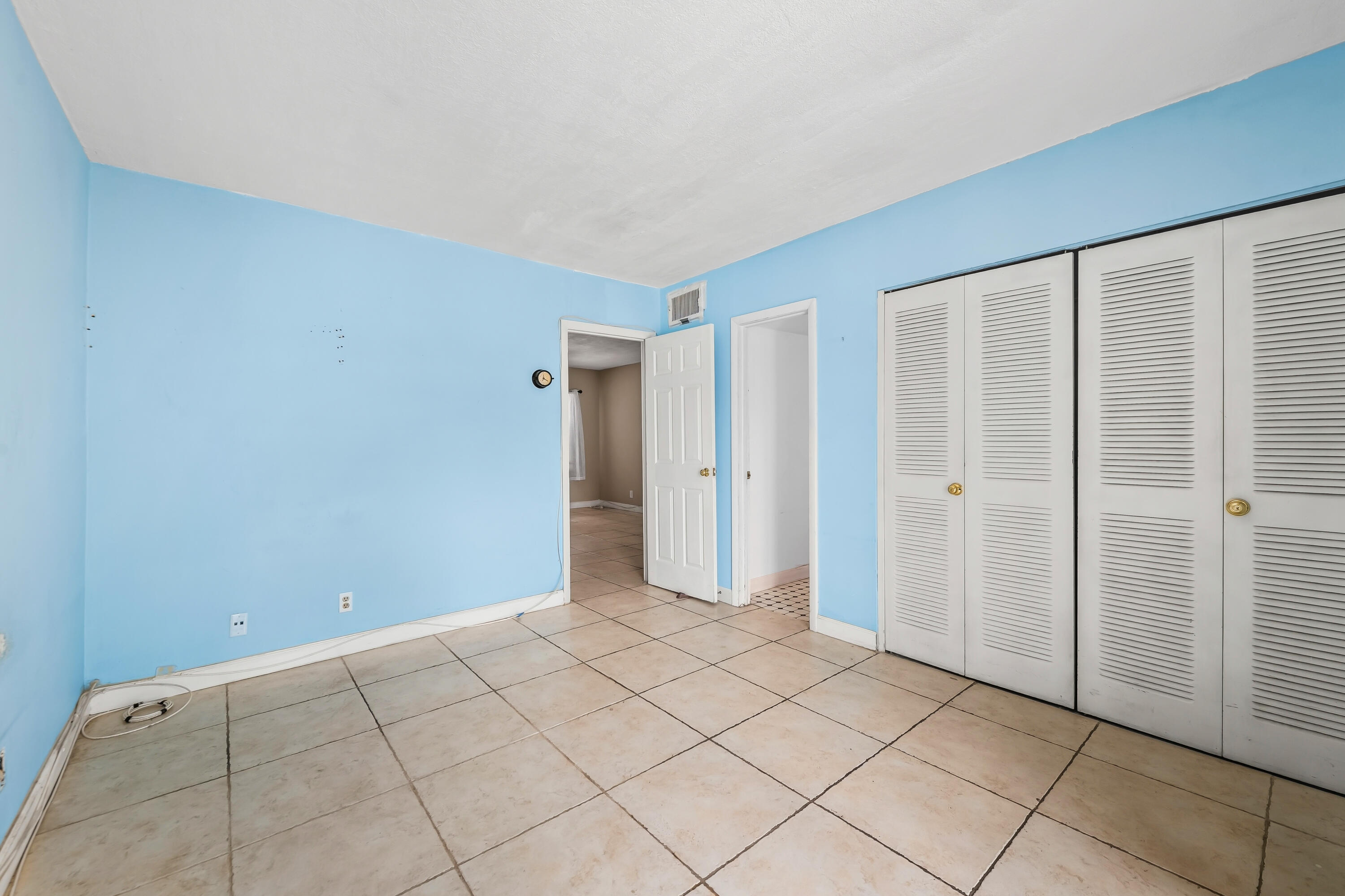 1407 Ne 56th Street 209 Property Photo 15